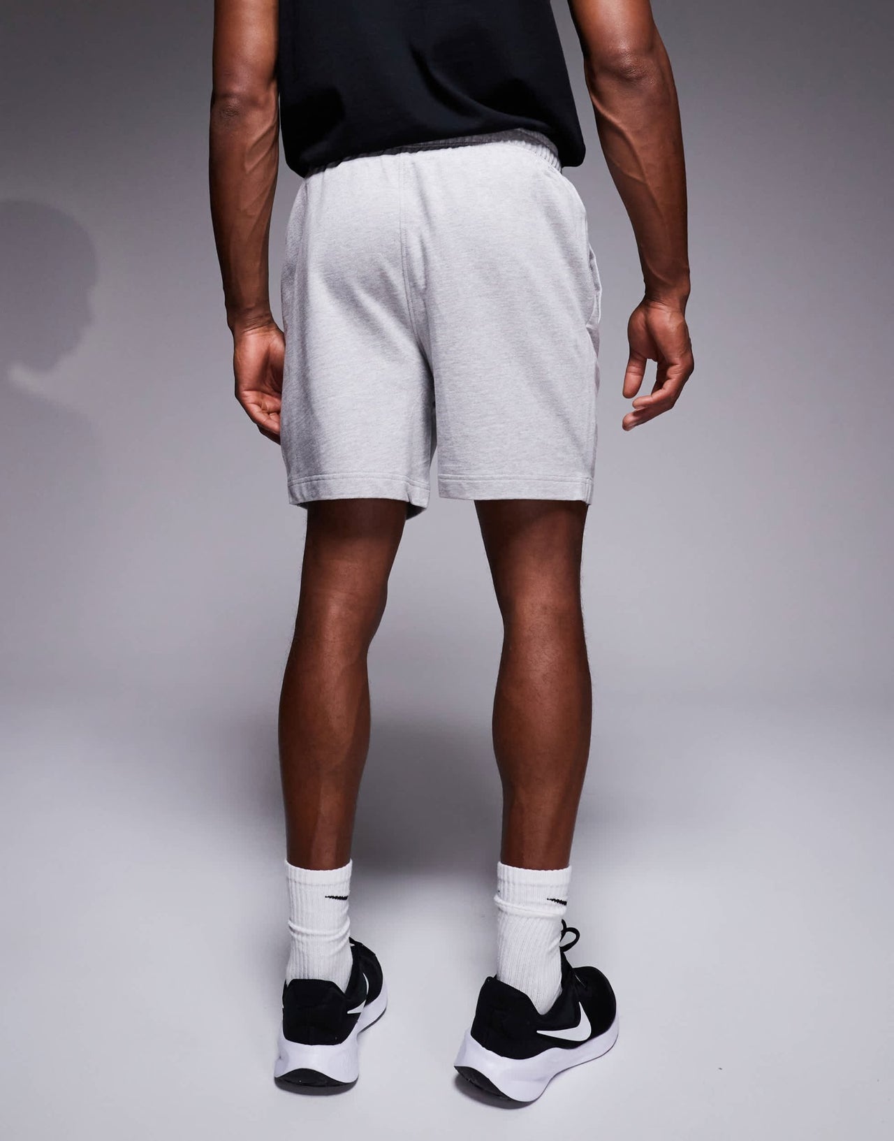 4505 Icon 7 inch training sweat shorts with quick dry in grey - ASOS Sample Sale EU Store