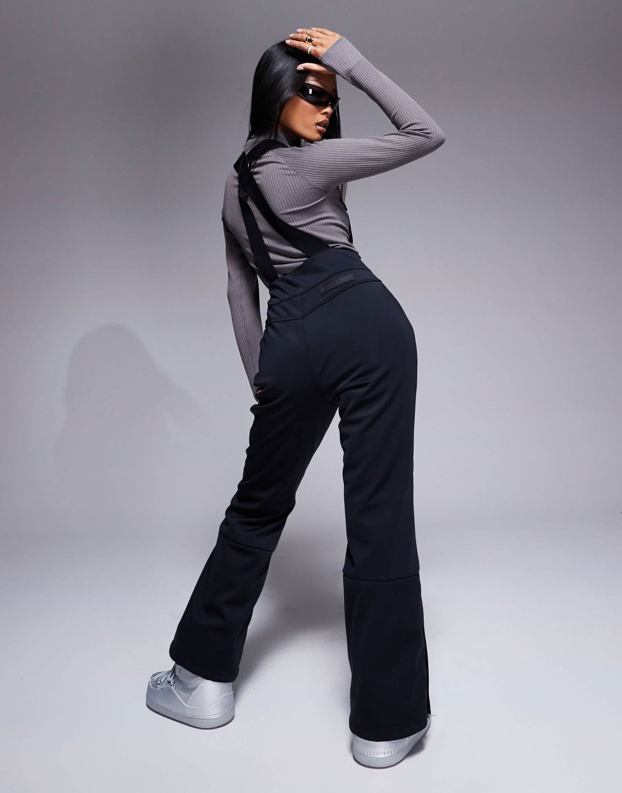 4505 Petite Ski soft shell water repellent kick flare ski trousers in black - ASOS Sample Sale EU Store