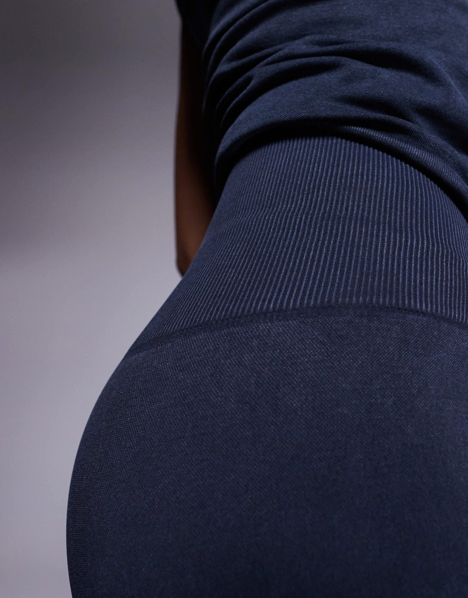4505 seamless 5 inch high waist legging shorts in washed black - ASOS Sample Sale EU Store