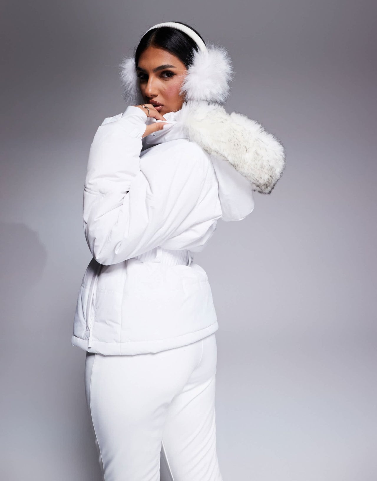 4505 Ski water repellent insulated ski jacket in white - ASOS Sample Sale EU Store