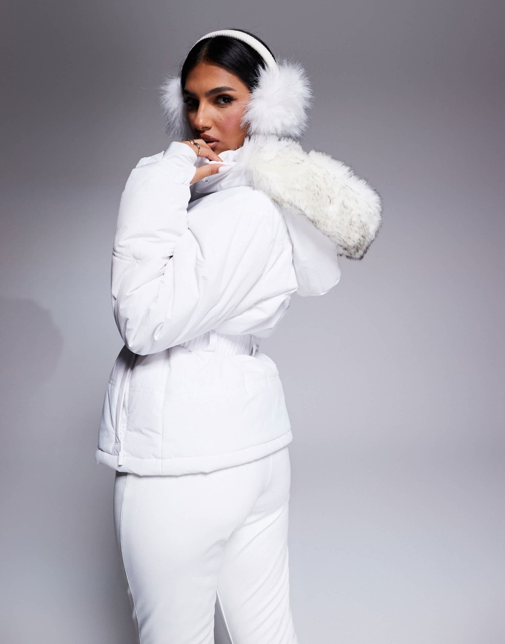 4505 Ski water repellent insulated ski jacket in white - ASOS Sample Sale EU Store