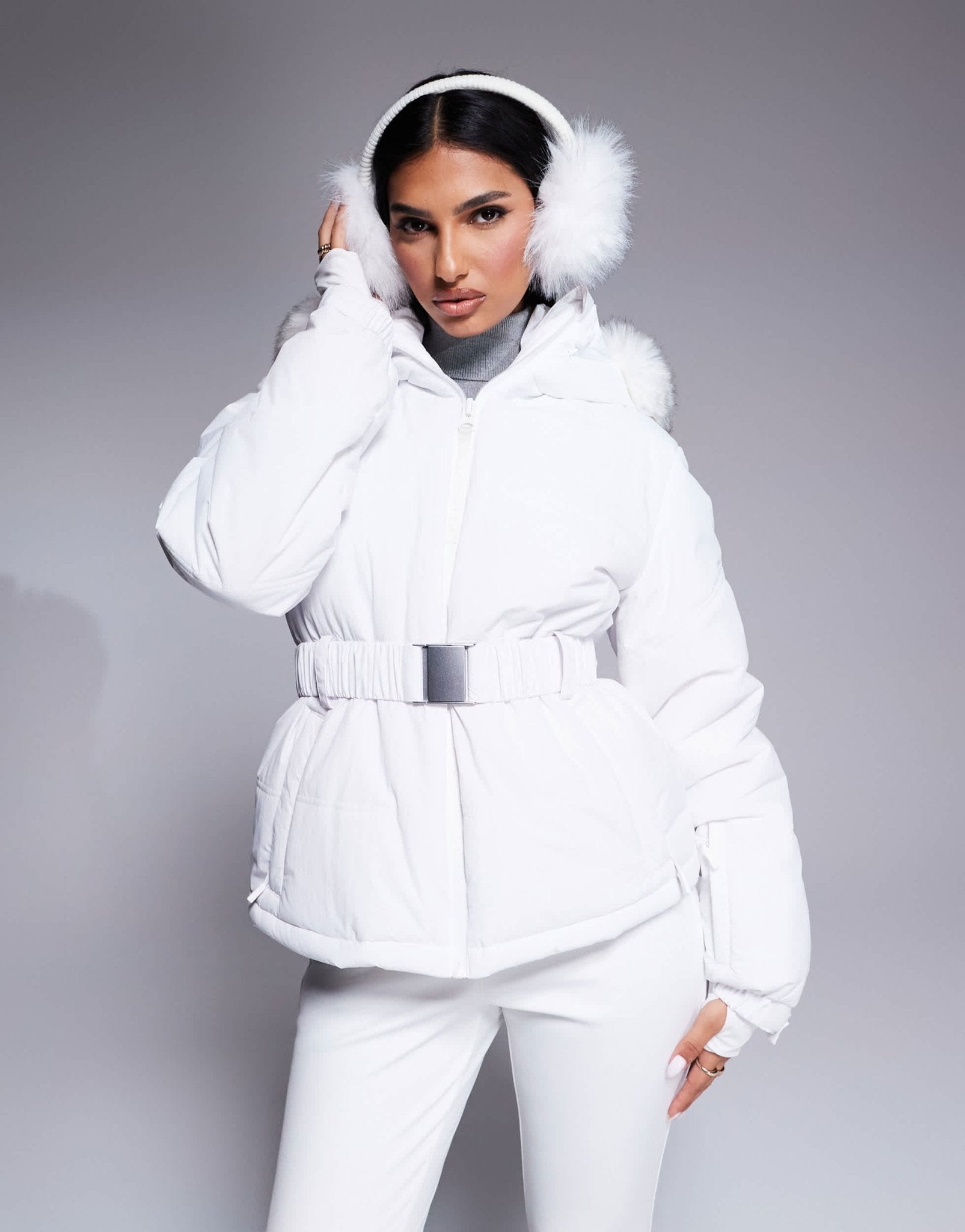 4505 Ski water repellent insulated ski jacket in white - ASOS Sample Sale EU Store