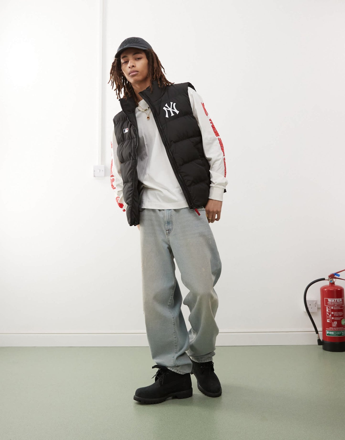 47 Brand NY Yankees padded hooded gilet in black - ASOS Sample Sale EU Store