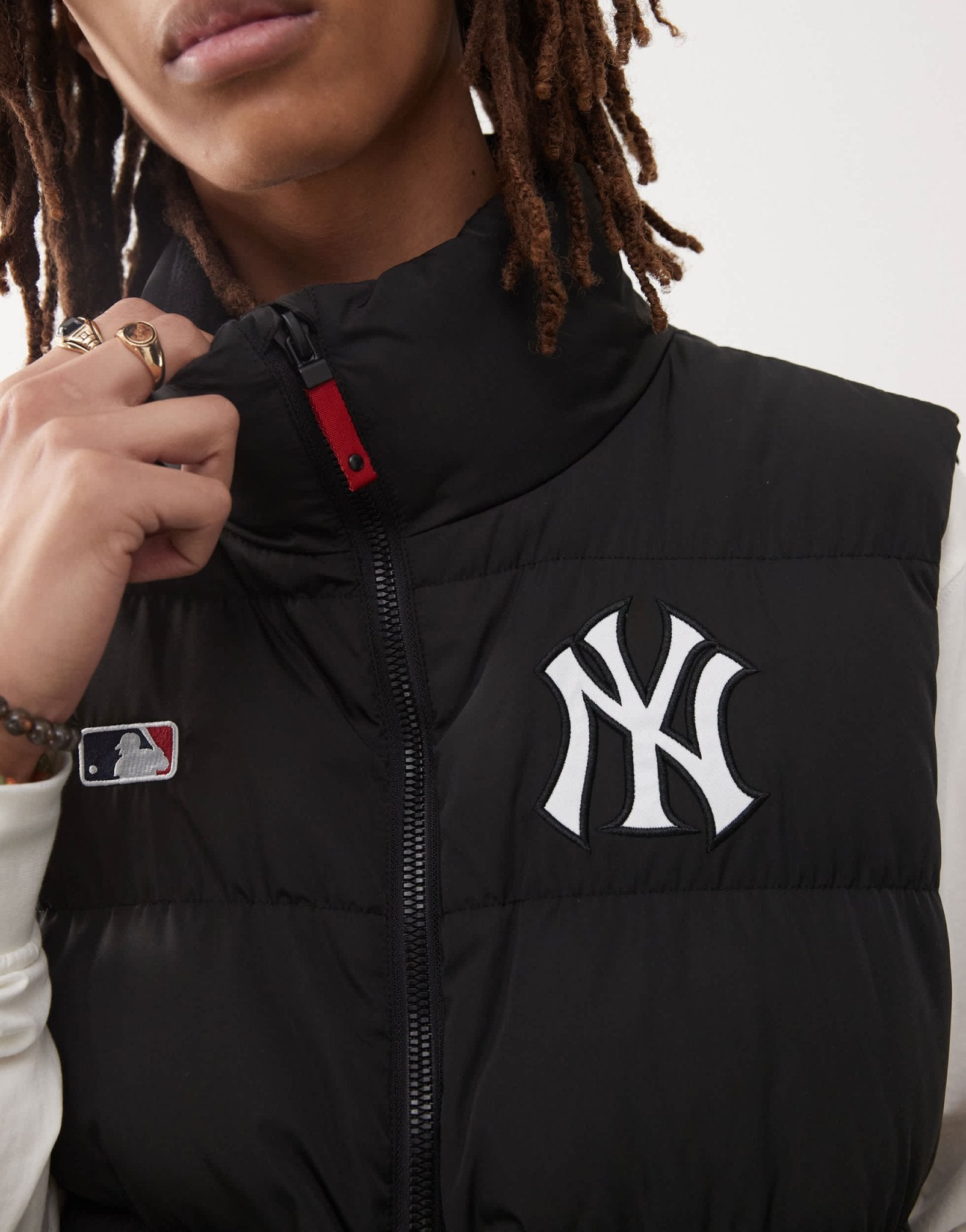 47 Brand NY Yankees padded hooded gilet in black - ASOS Sample Sale EU Store
