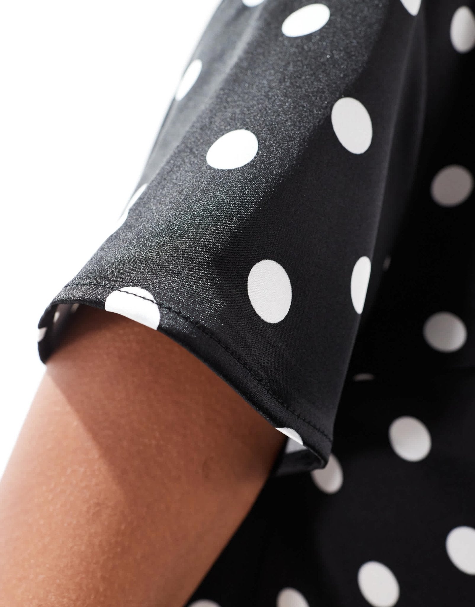 4th & Reckless cropped satin top co - ord in black polka dot - ASOS Sample Sale EU Store