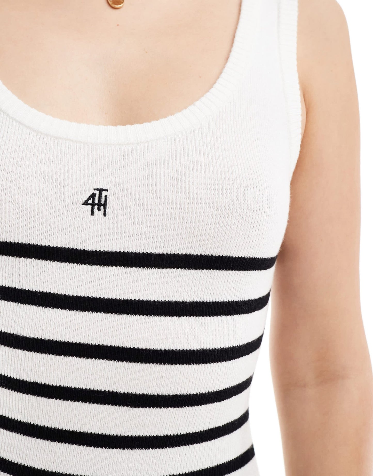 4th & Reckless knitted sleeveless scoop neck mini dress in white stripe - ASOS Sample Sale EU Store