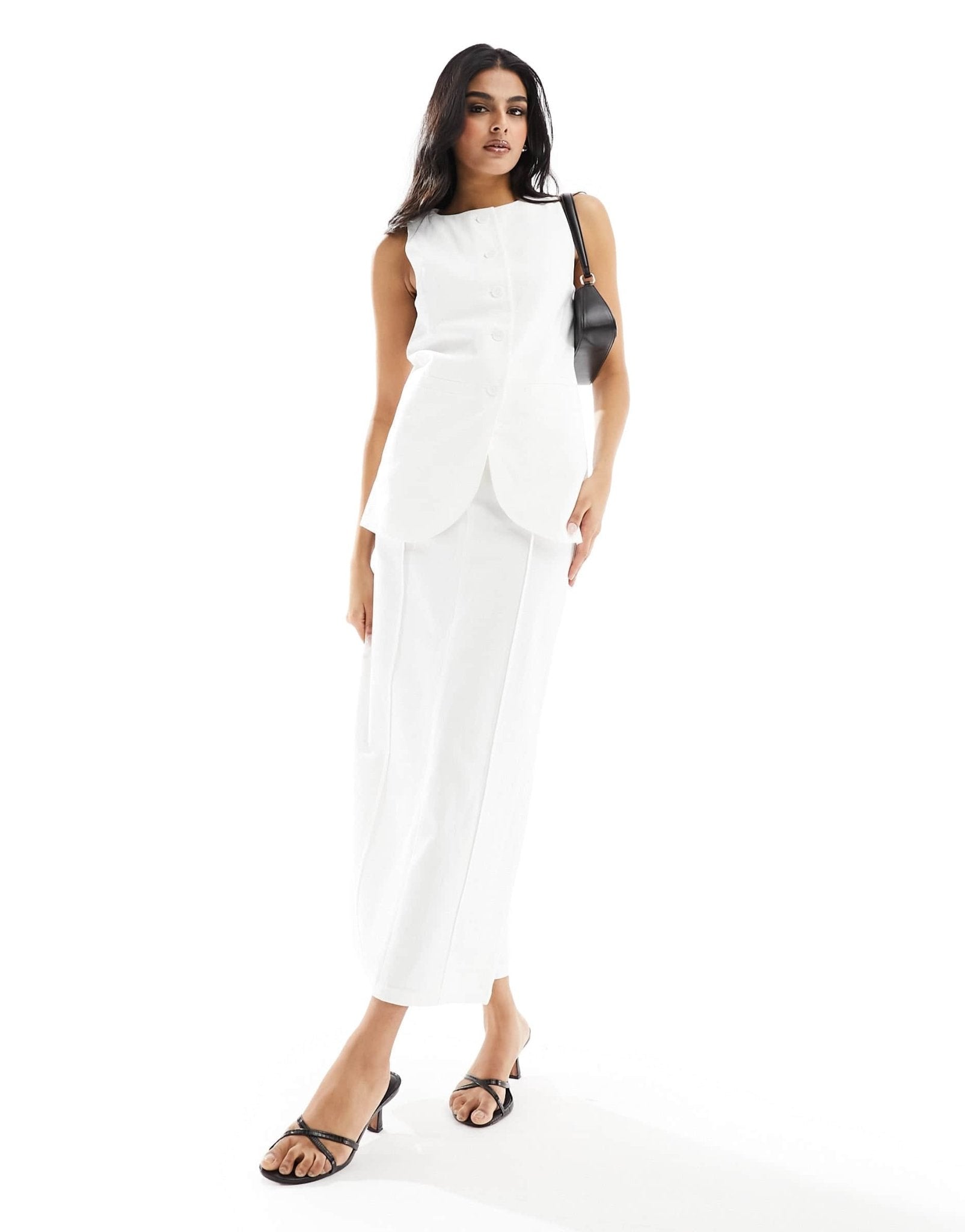 4th & Reckless linen look maxi seam detail skirt co - ord in white - ASOS Sample Sale EU Store