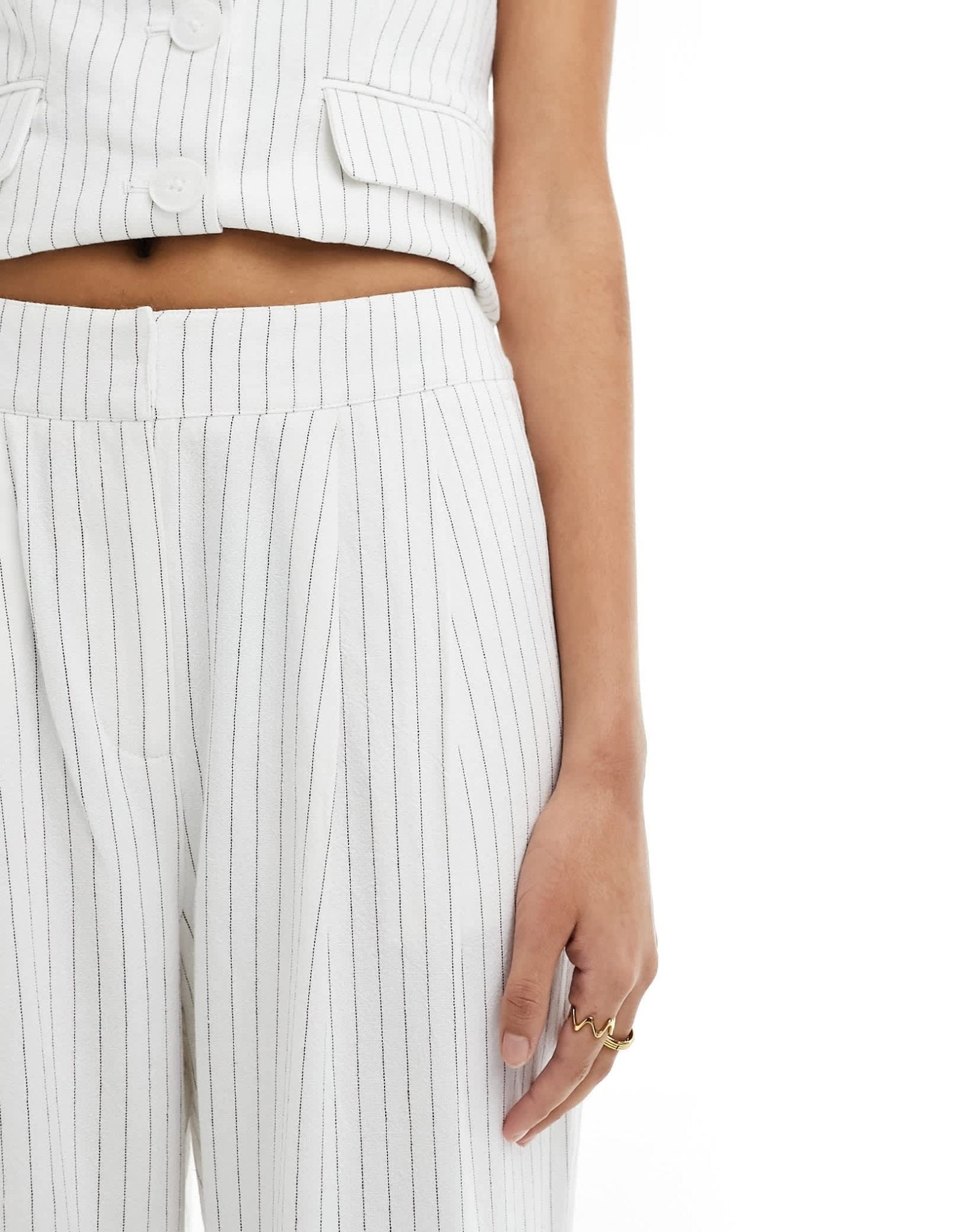 4th & Reckless linen look straight leg trousers co - ord in white pinstripe - ASOS Sample Sale EU Store