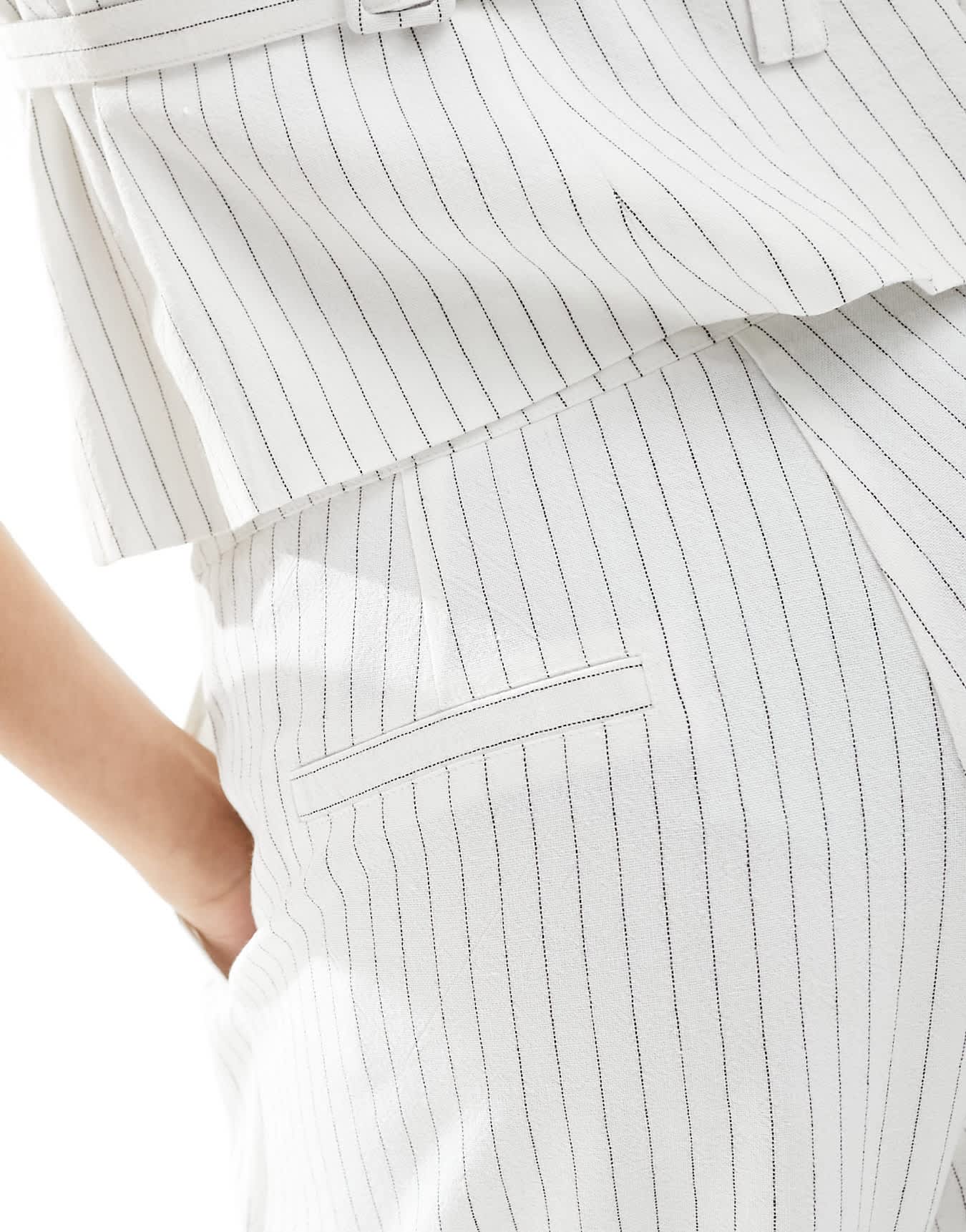 4th & Reckless linen look straight leg trousers co - ord in white pinstripe - ASOS Sample Sale EU Store