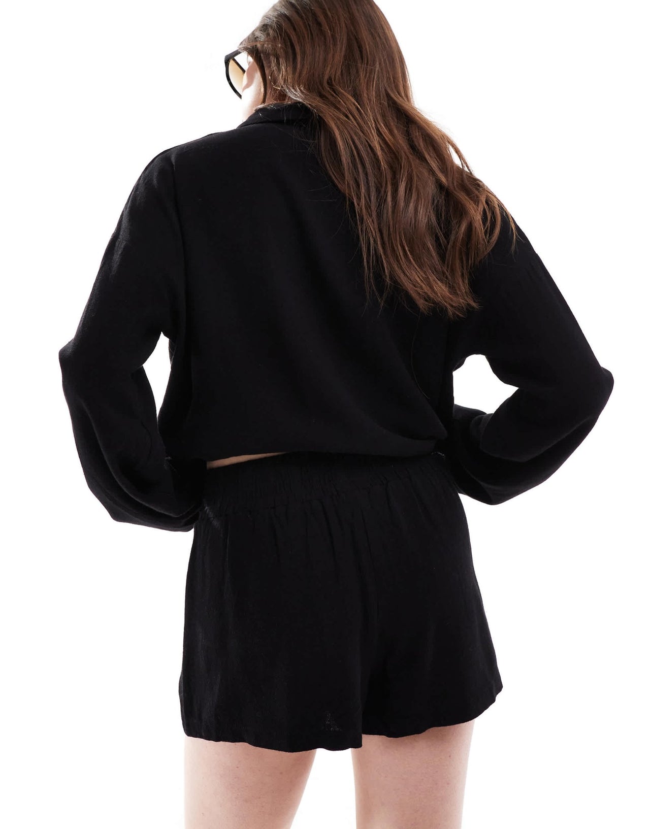 4th & Reckless linen shirred waist shorts co - ord in black - ASOS Sample Sale EU Store