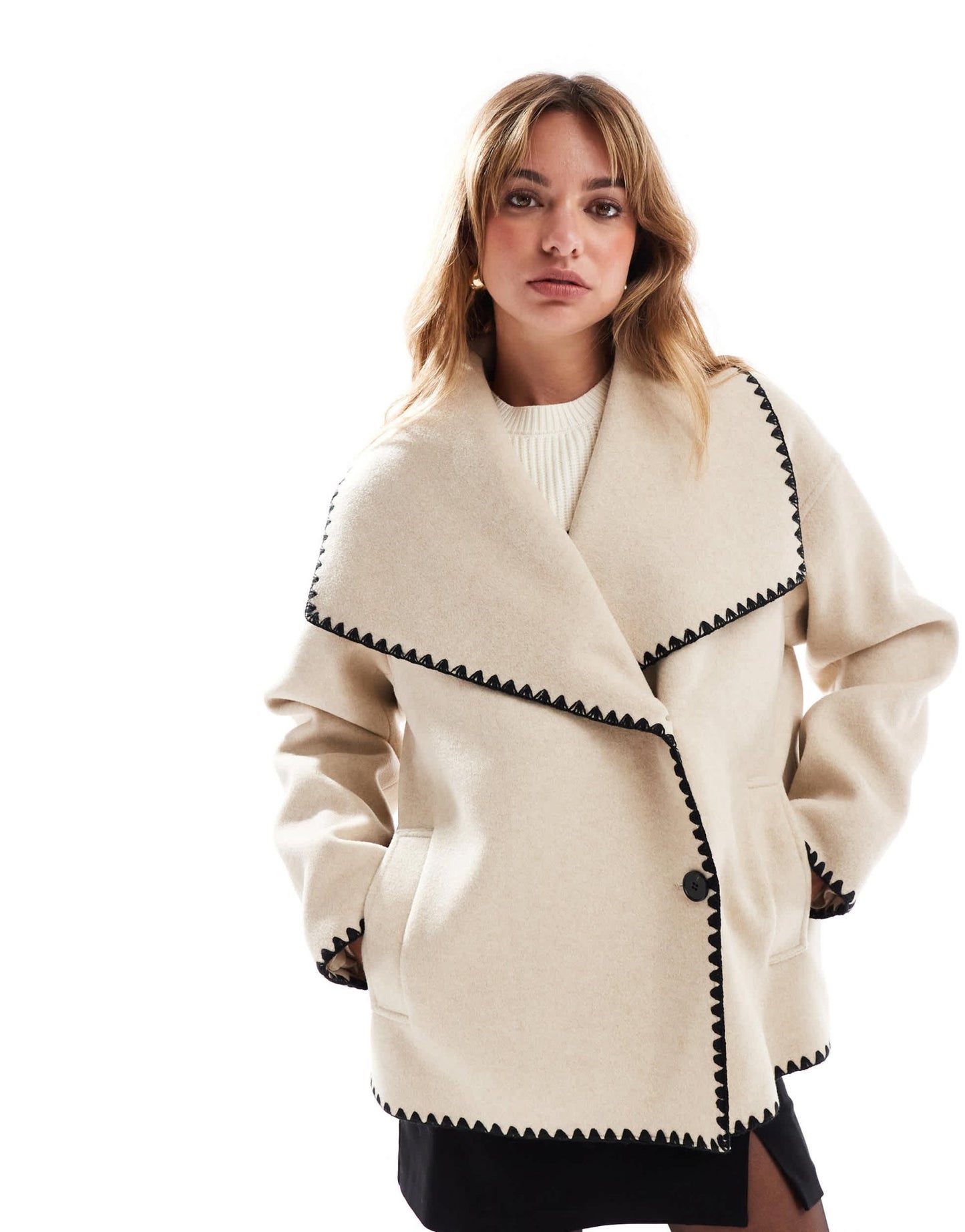 4th & Reckless oversized lapel jacket with contrast stitch in camel - ASOS Sample Sale EU Store