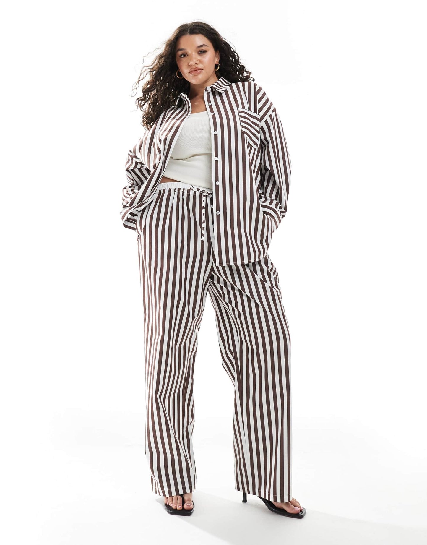 4th & Reckless Plus cotton wide leg boxer detail tie waist trouser co - ord in brown stripe - ASOS Sample Sale EU Store