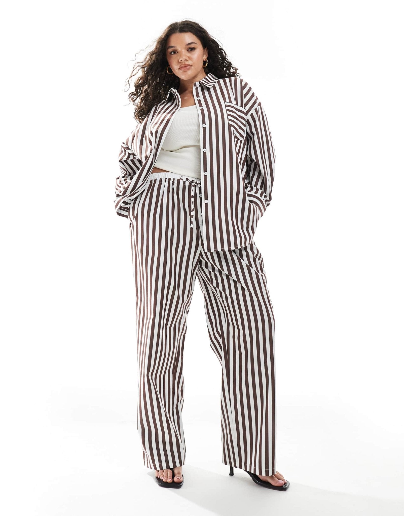 4th & Reckless Plus cotton wide leg boxer detail tie waist trouser co - ord in brown stripe - ASOS Sample Sale EU Store