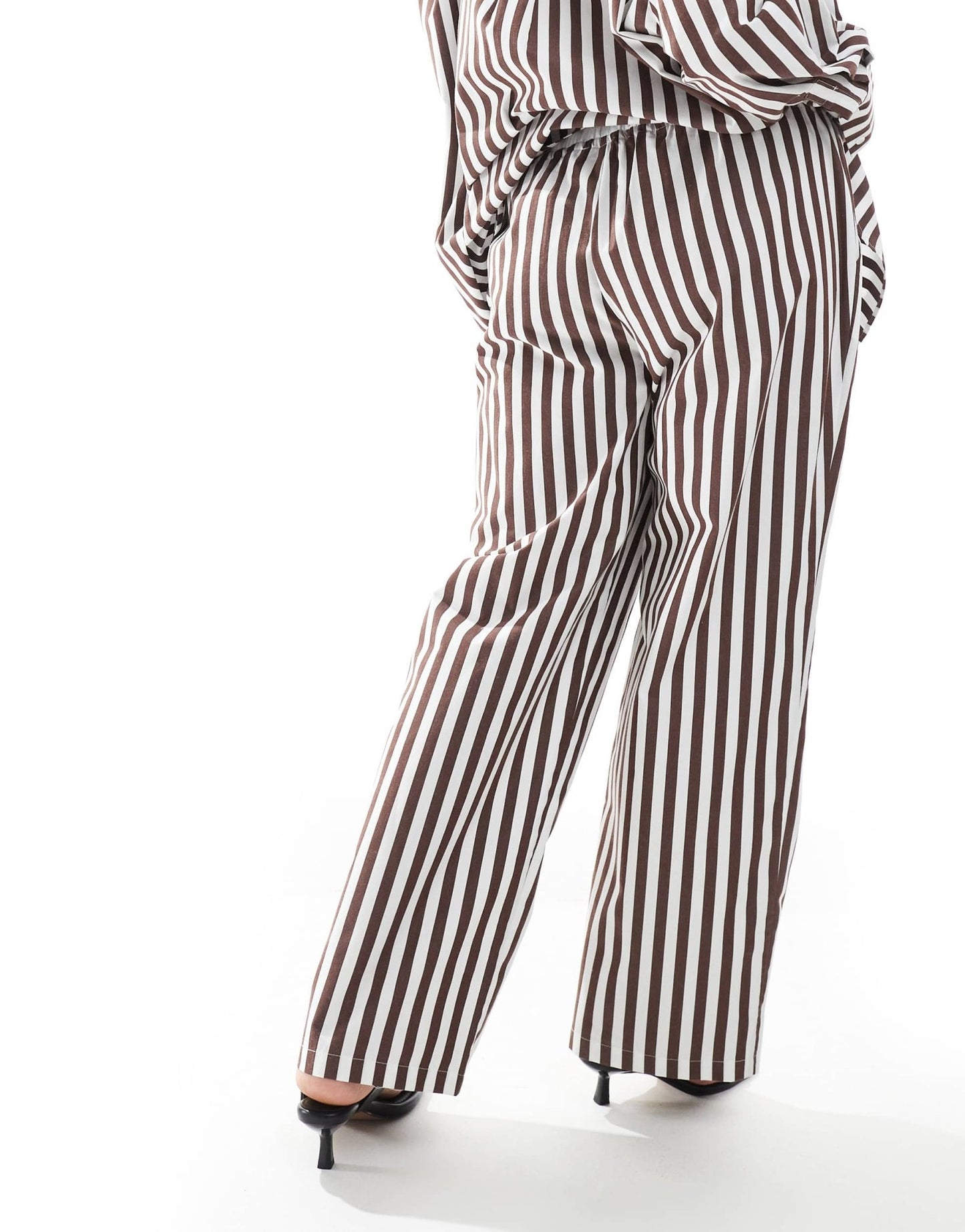 4th & Reckless Plus cotton wide leg boxer detail tie waist trouser co - ord in brown stripe - ASOS Sample Sale EU Store