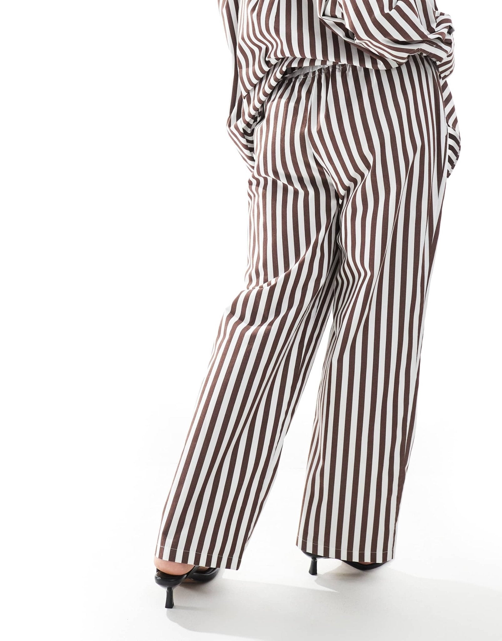4th & Reckless Plus cotton wide leg boxer detail tie waist trouser co - ord in brown stripe - ASOS Sample Sale EU Store