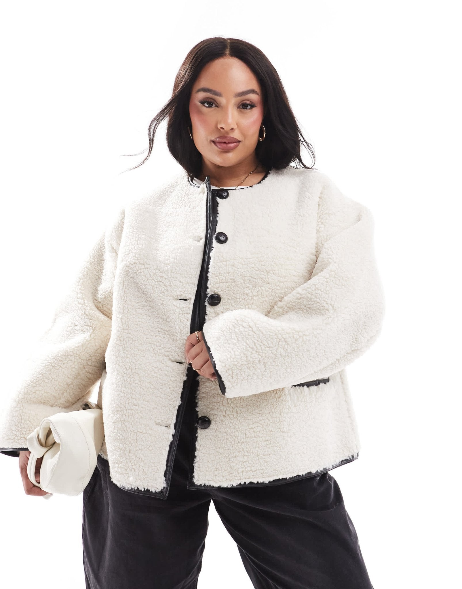 4th & Reckless Plus exclusive button detail faux shearling jacket in cream - ASOS Sample Sale EU Store