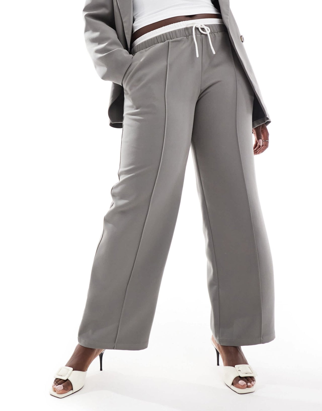 4th & Reckless Plus exclusive tailored straight leg drawstring contrast waistband trouser co - ord in charcoal - ASOS Sample Sale EU Store