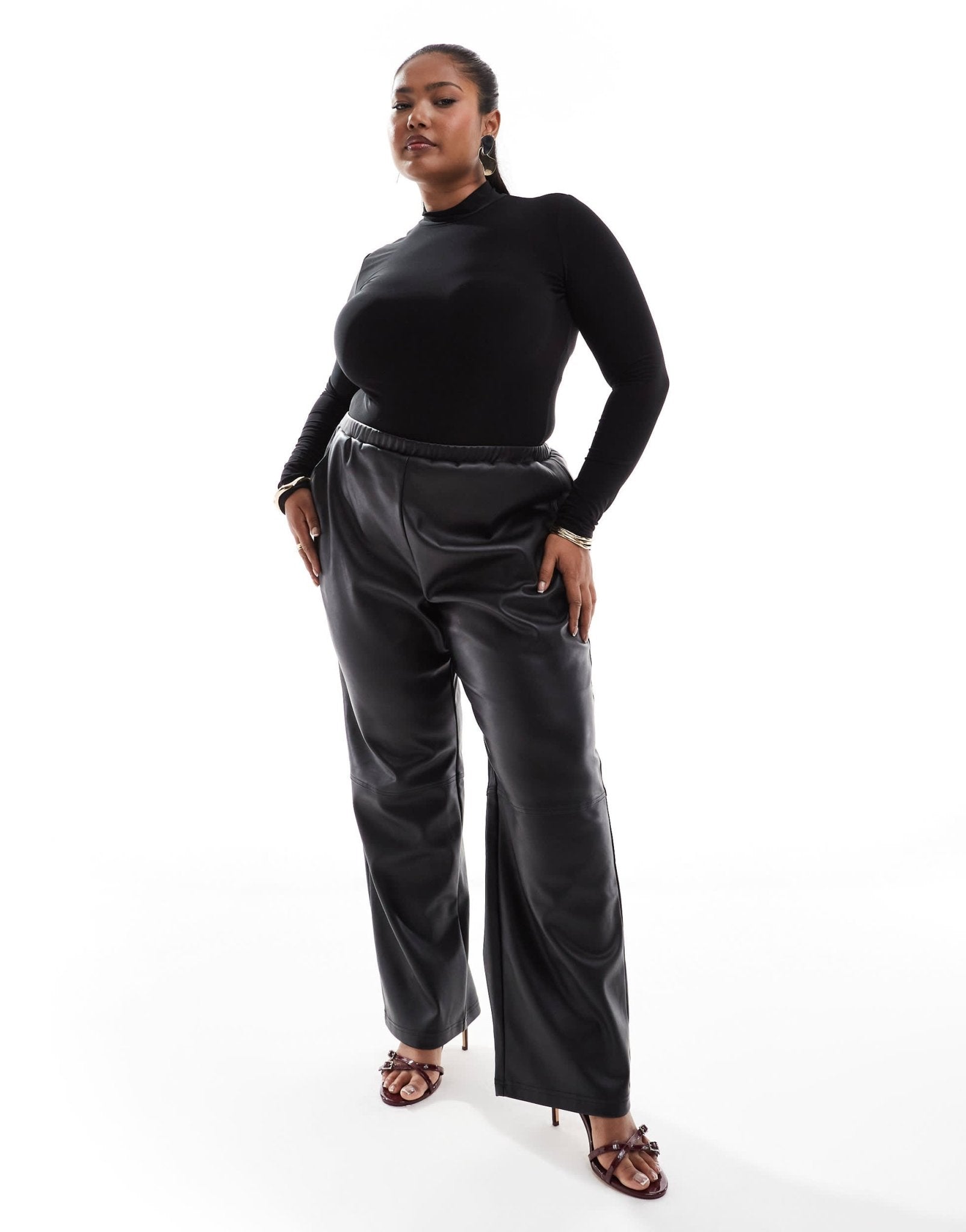 4th & Reckless Plus leather look straight leg pull on trousers in black - ASOS Sample Sale EU Store