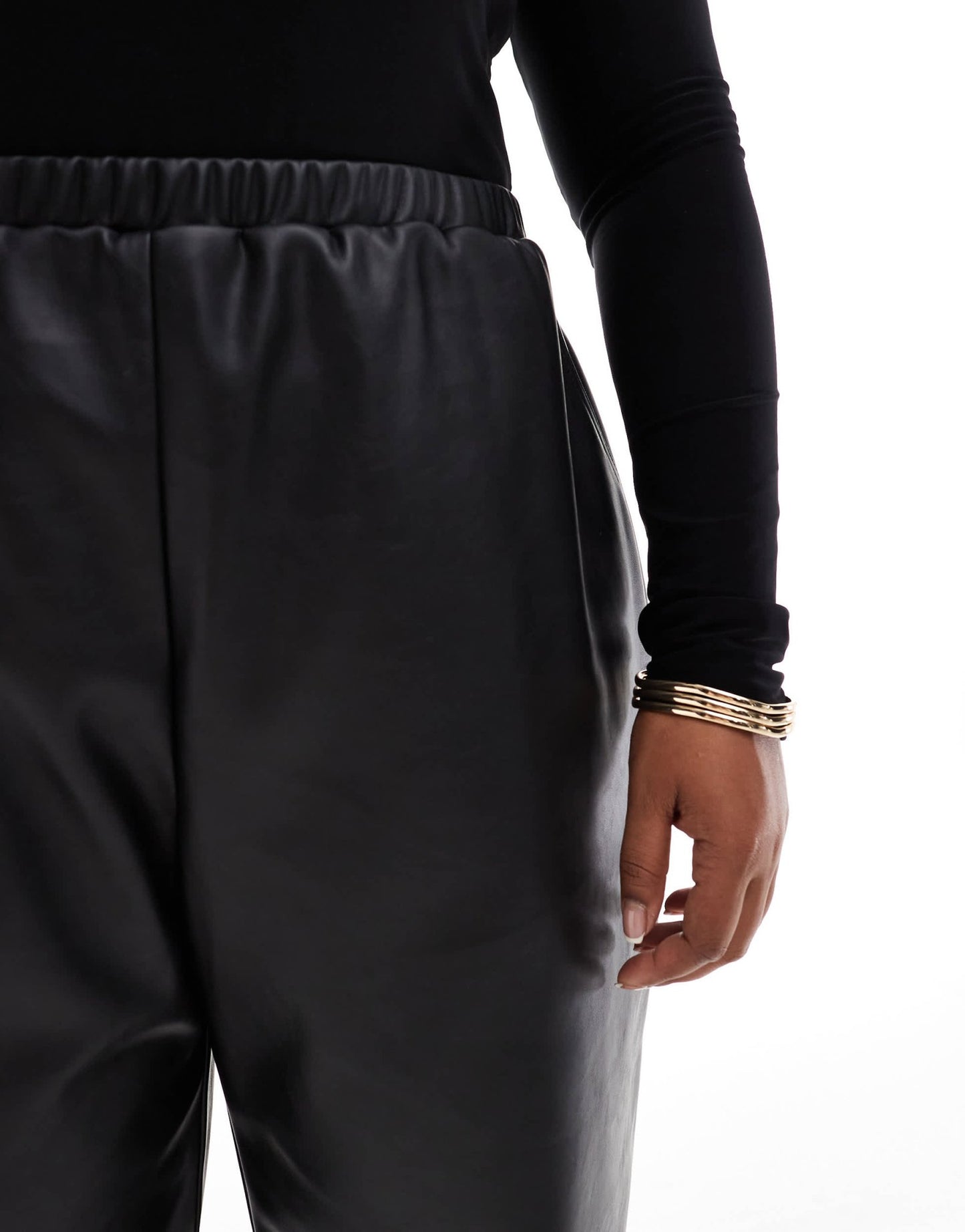 4th & Reckless Plus leather look straight leg pull on trousers in black - ASOS Sample Sale EU Store