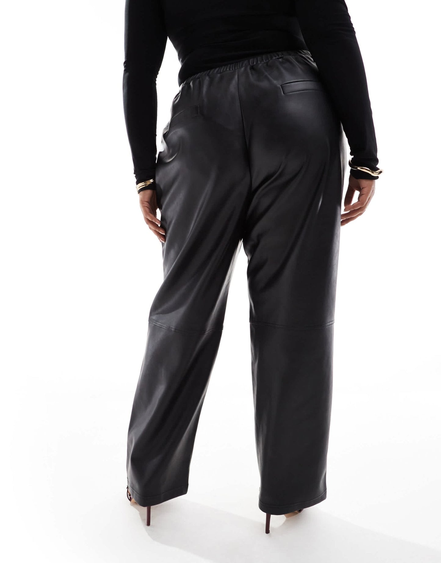 4th & Reckless Plus leather look straight leg pull on trousers in black - ASOS Sample Sale EU Store