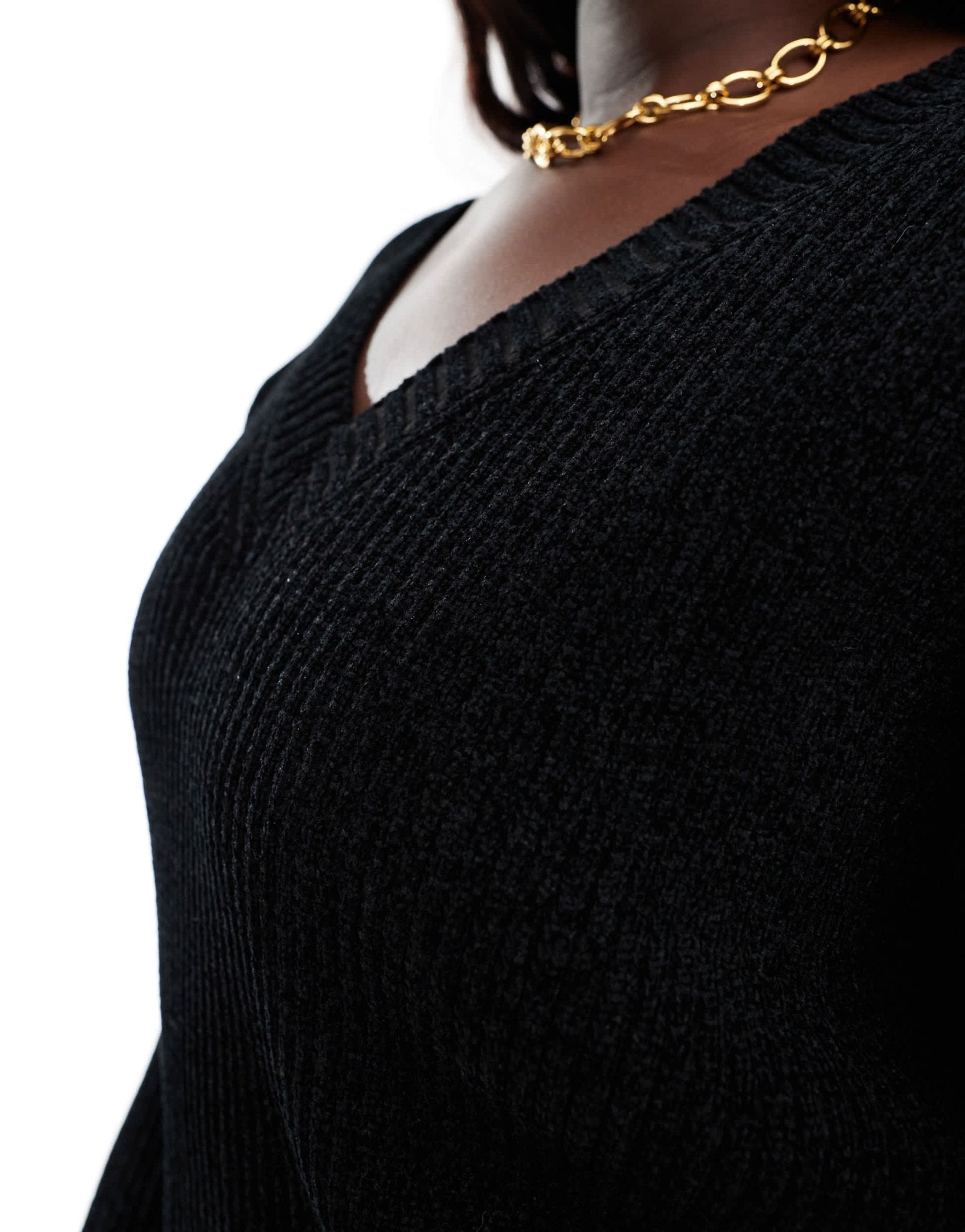 4th & Reckless Plus ribbed knit v neck oversized jumper co - ord in black - ASOS Sample Sale EU Store