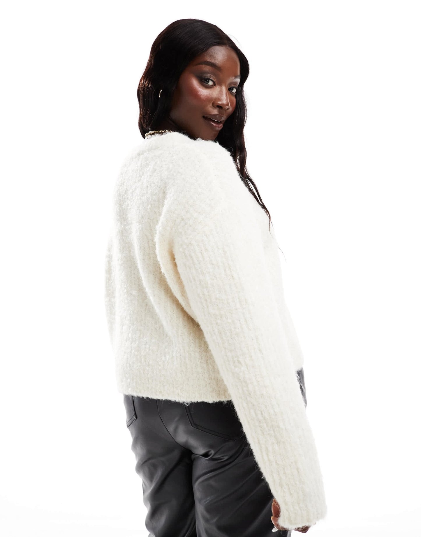 4th & Reckless Plus wool mix fluffy knit cardigan in cream - ASOS Sample Sale EU Store