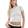 Camiseta premium de canalé con logo bordado 4th & Reckless en gris