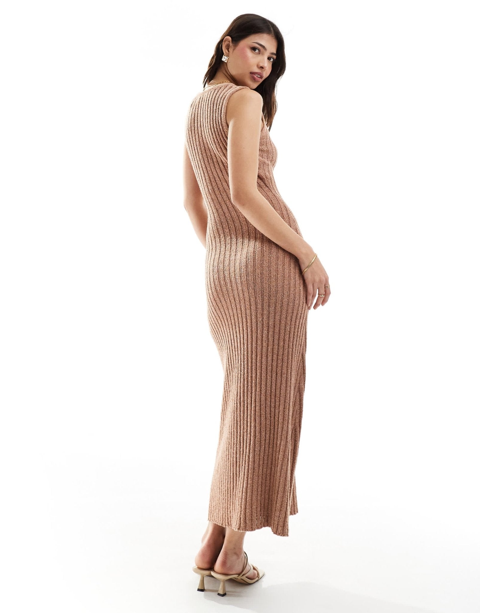 4th & Reckless ribbed knit sleeveless scoop neck maxi dress in camel - ASOS Sample Sale EU Store