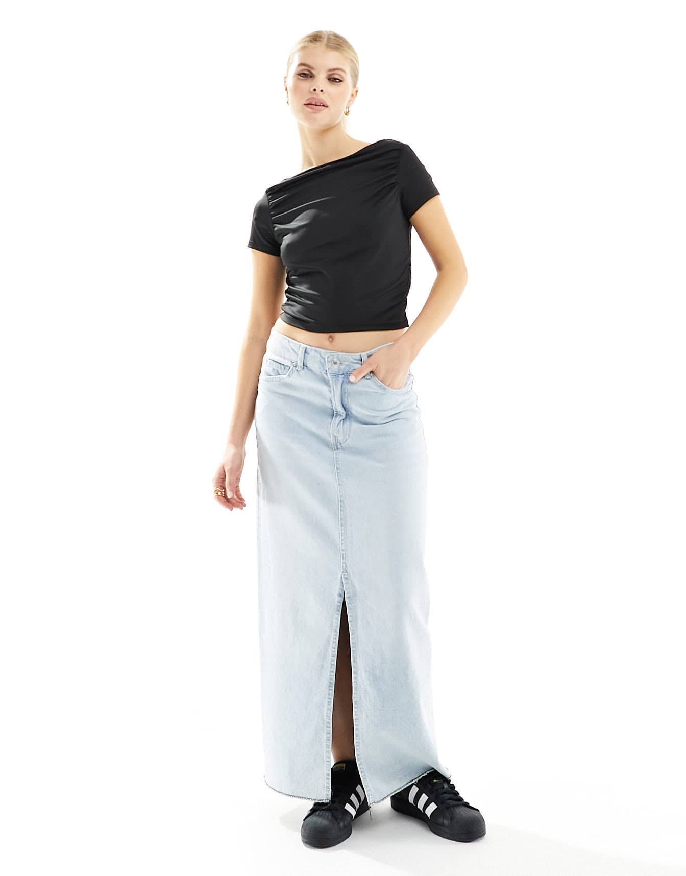 4th & Reckless ruched wide neck cropped t-shirt in black - ASOS Sample Sale EU Store