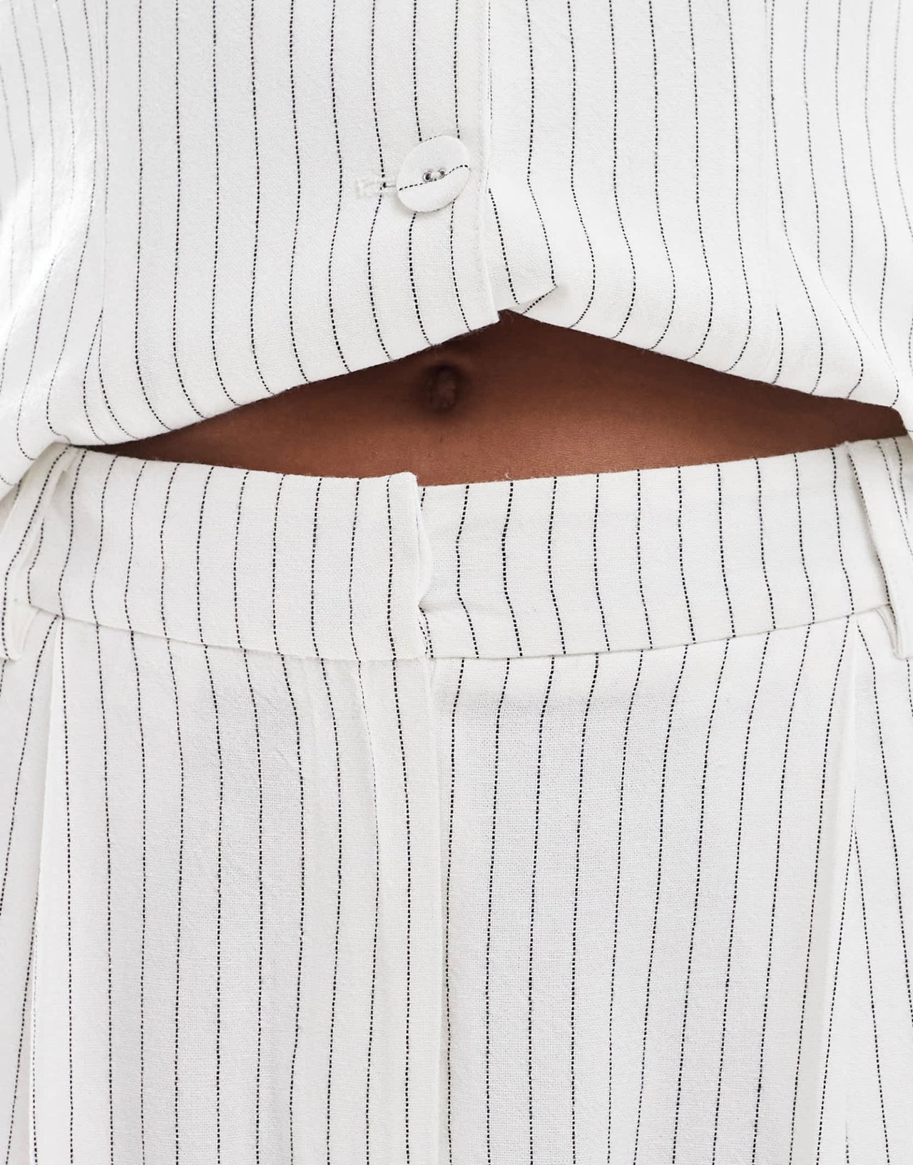 4th & Reckless tailored wide leg trousers co - ord in white pinstripe - ASOS Sample Sale EU Store