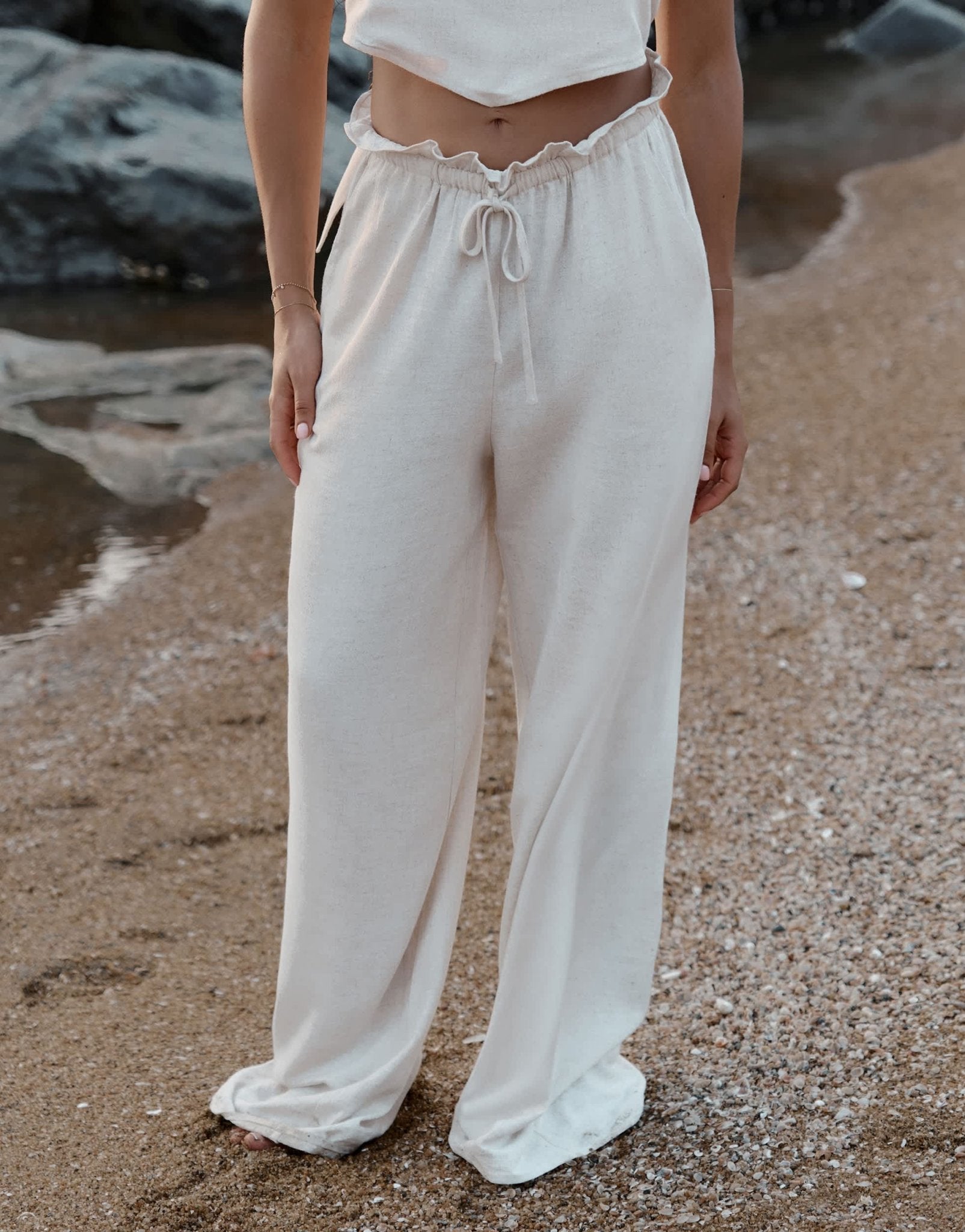 4th & Reckless x Loz Vassallo tulum linen beach trouser co - ord in beige - ASOS Sample Sale EU Store