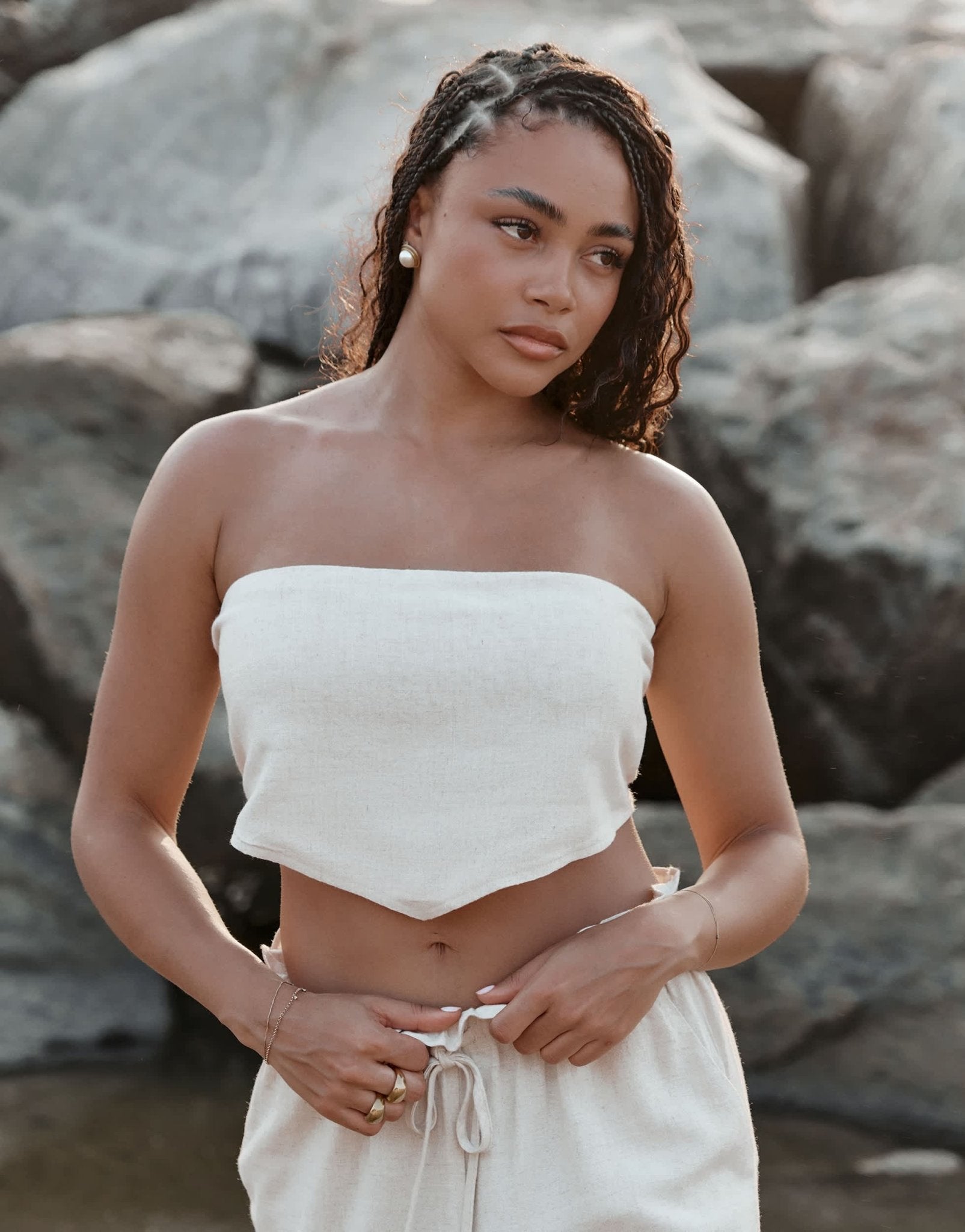 4th & Reckless x Loz Vassallo tulum multiway bandeau linen beach crop top co - ord in beige - ASOS Sample Sale EU Store
