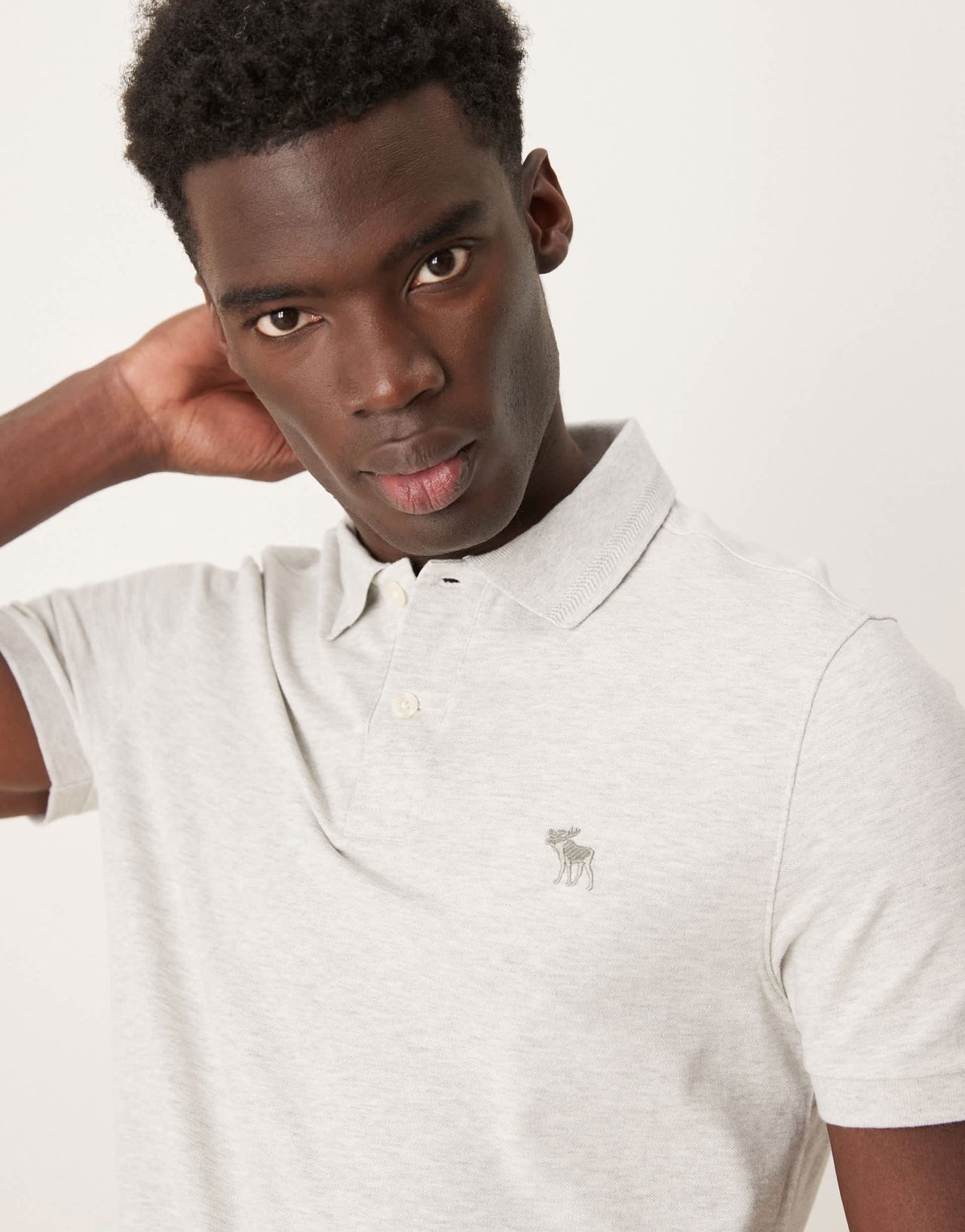 Abercombie & Fitch puffy moose icon logo crew neck t-shirt in dark grey - ASOS Sample Sale EU Store