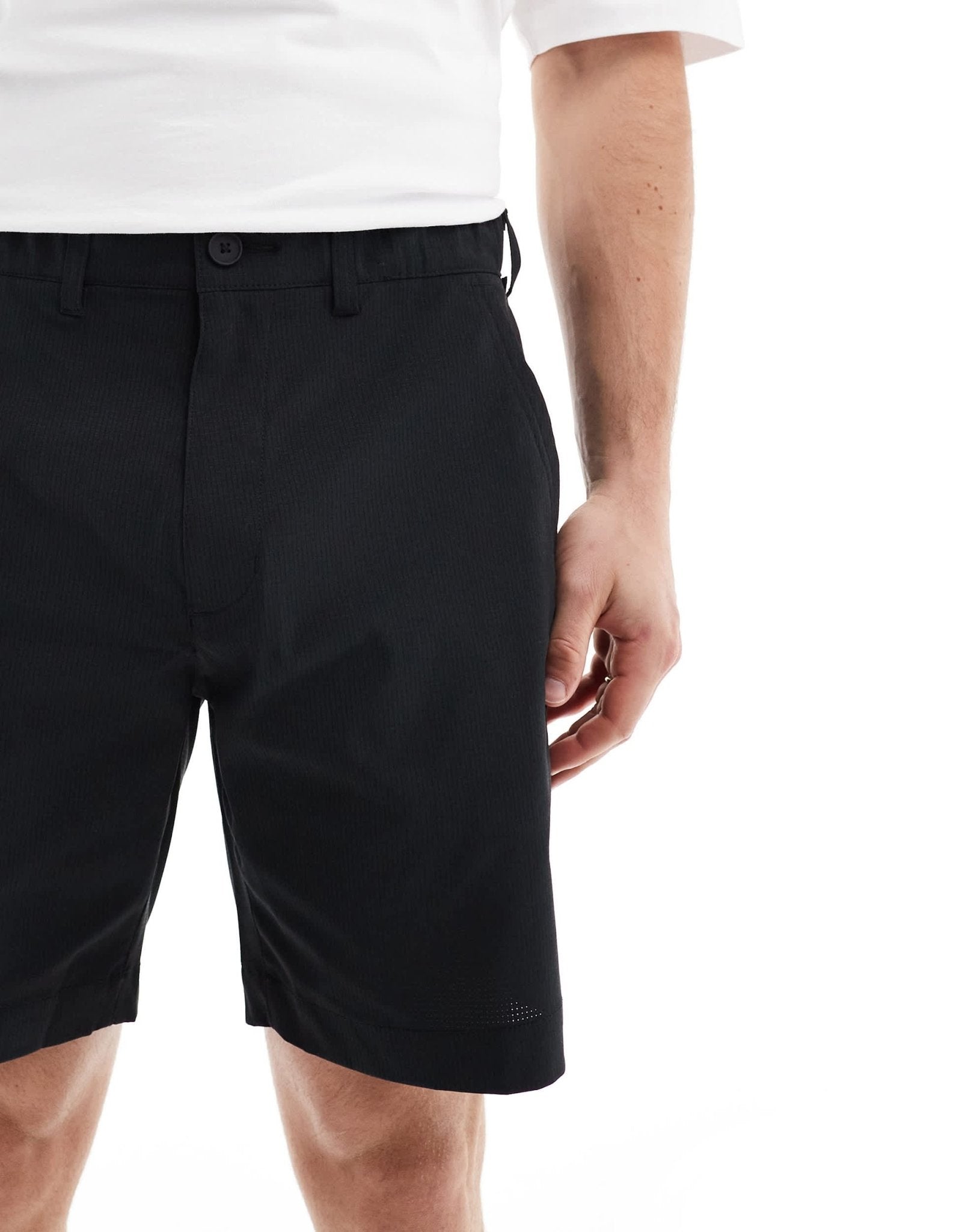 Abercrombie & Fitch 7inch athletic fit performance chino short in black - ASOS Sample Sale EU Store
