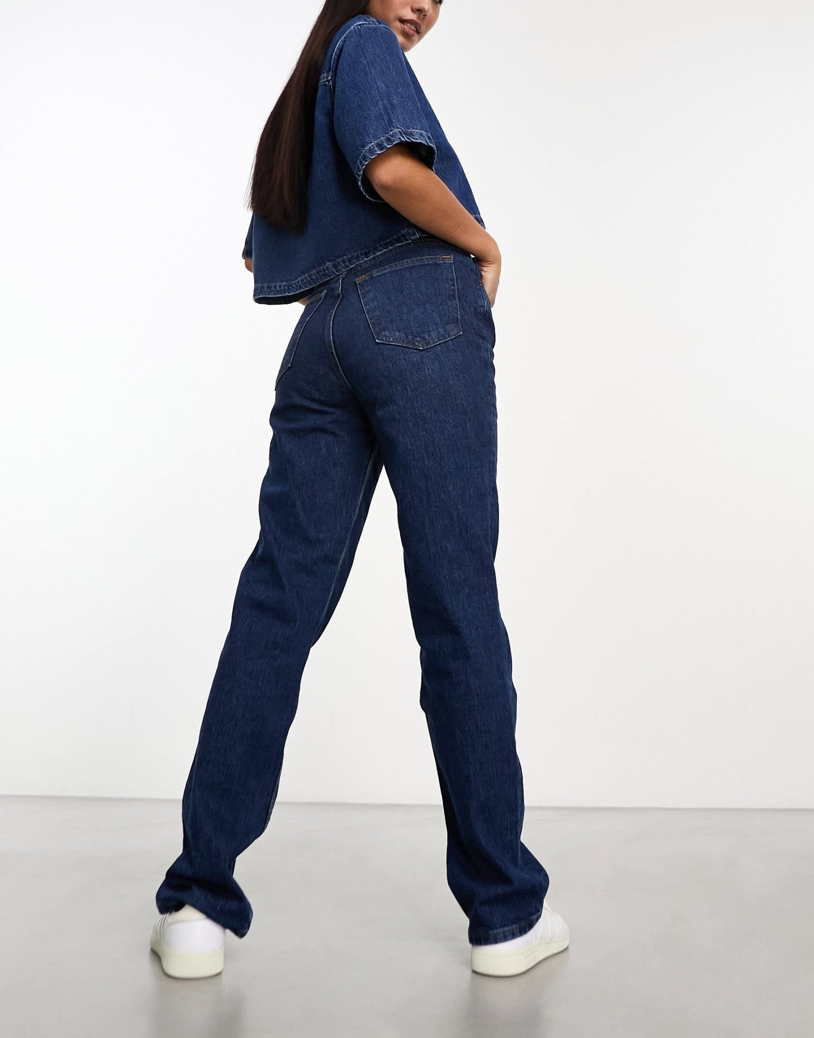 Abercrombie & Fitch 90s straight fit jeans in dark wash blue - ASOS Sample Sale EU Store