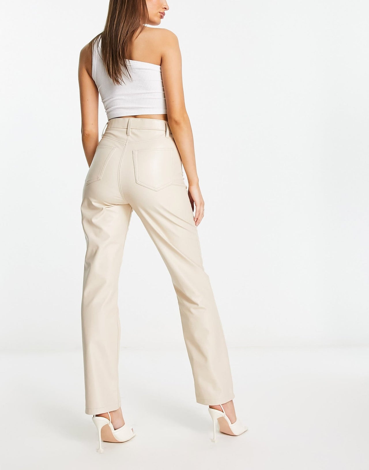 Abercrombie & Fitch curve love 90s straight faux leather trousers in oyster grey - ASOS Sample Sale EU Store