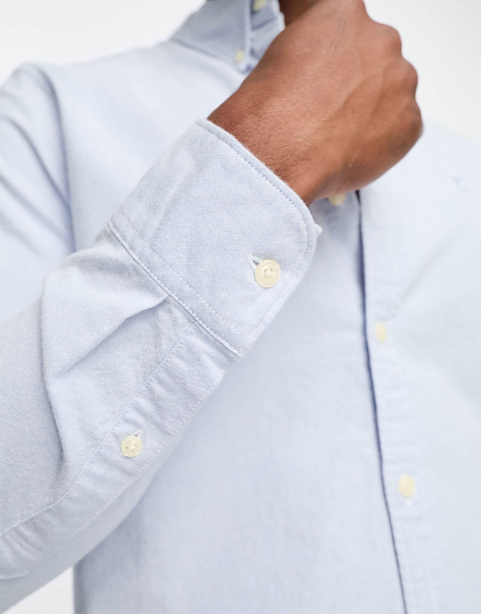 Abercrombie & Fitch elevated icon logo relaxed fit oxford shirt in light blue - ASOS Sample Sale EU Store