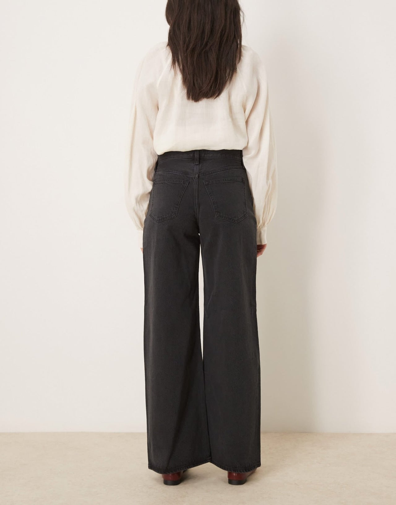 Abercrombie & Fitch high rise wide leg jean in black - ASOS Sample Sale EU Store