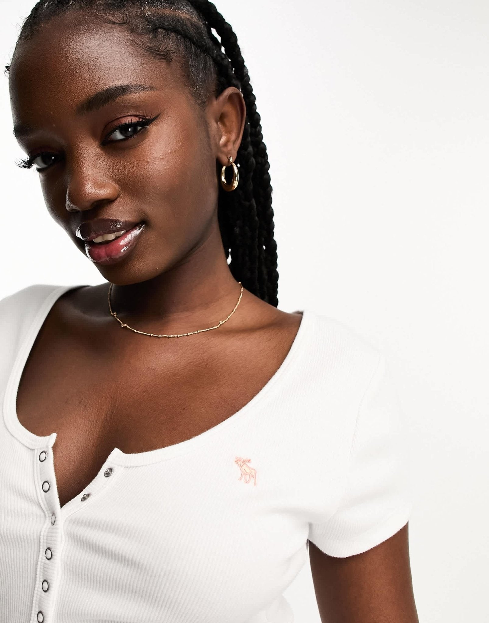 Abercrombie & Fitch icon henley t-shirt in white - ASOS Sample Sale EU Store