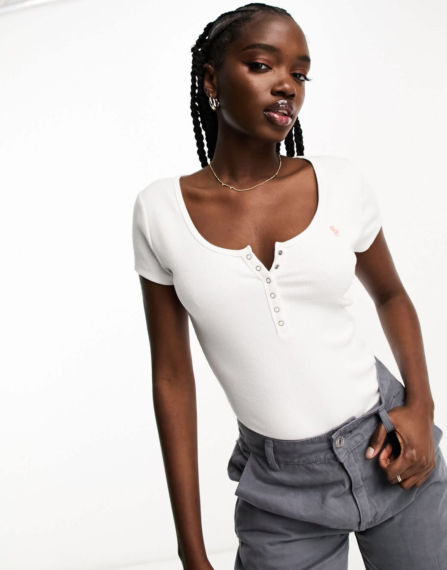Abercrombie & Fitch icon henley t-shirt in white - ASOS Sample Sale EU Store