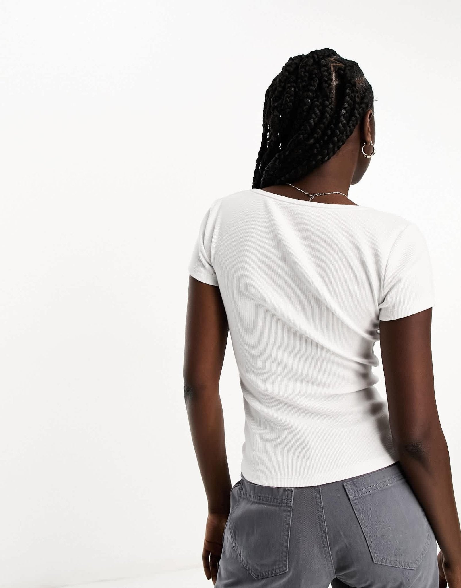 Abercrombie & Fitch icon henley t-shirt in white - ASOS Sample Sale EU Store
