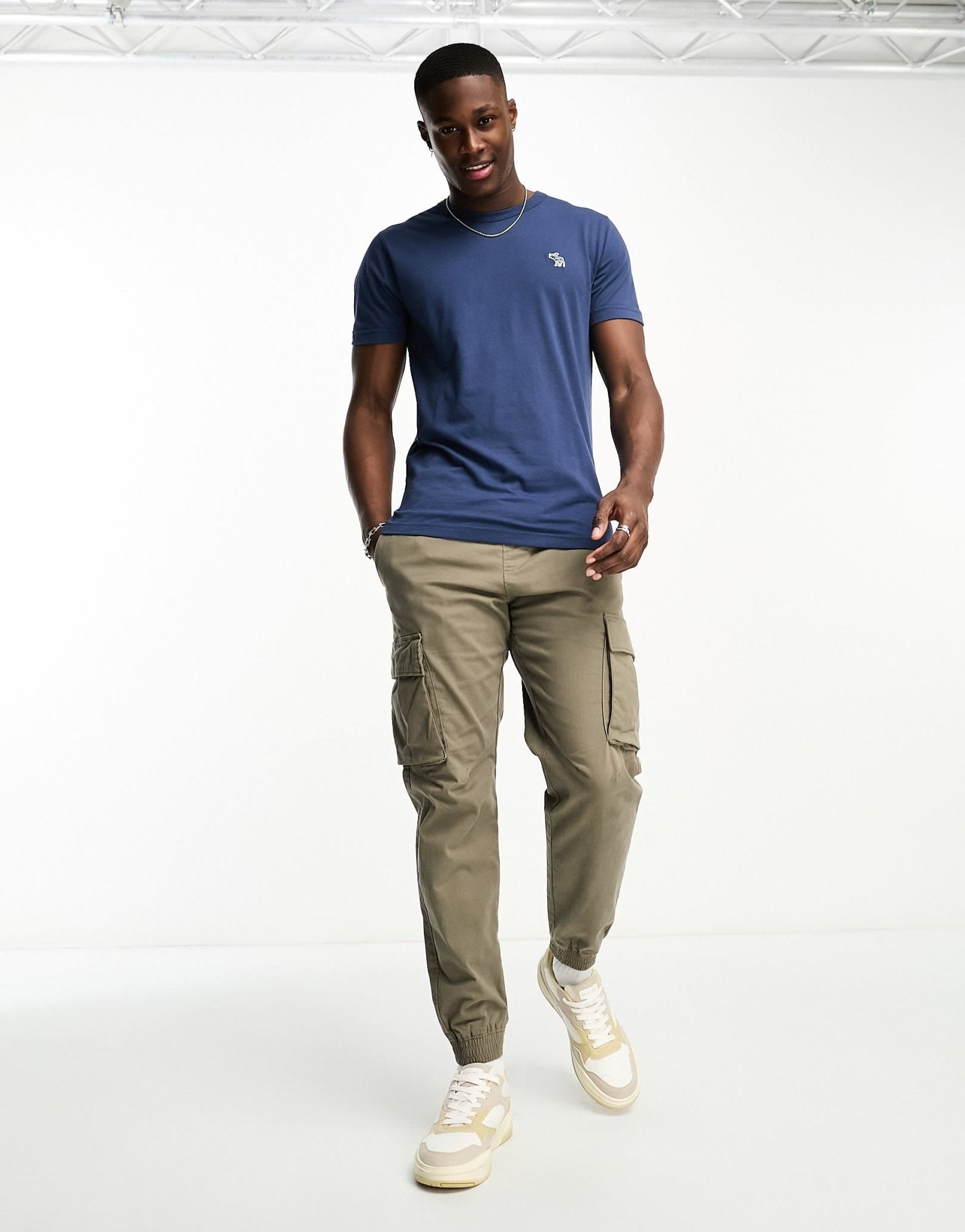 Abercrombie & Fitch icon logo t-shirt in mid blue - ASOS Sample Sale EU Store