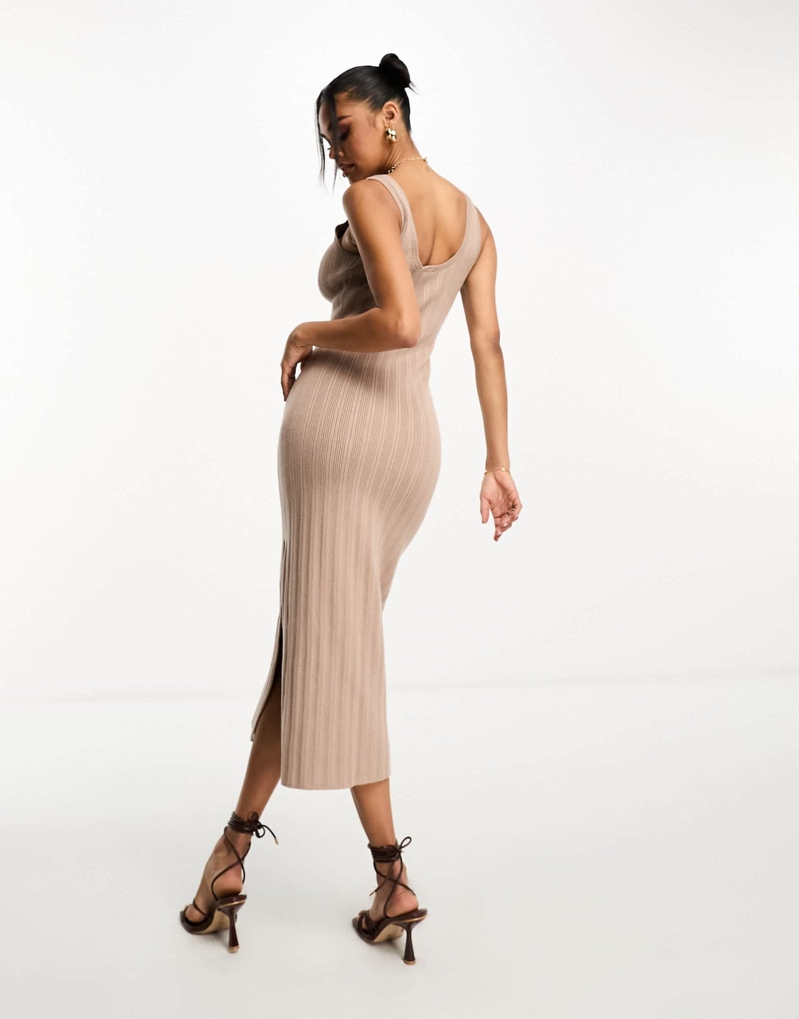 Abercrombie & Fitch knitted rib midi dress with square neck in brown - ASOS Sample Sale EU Store