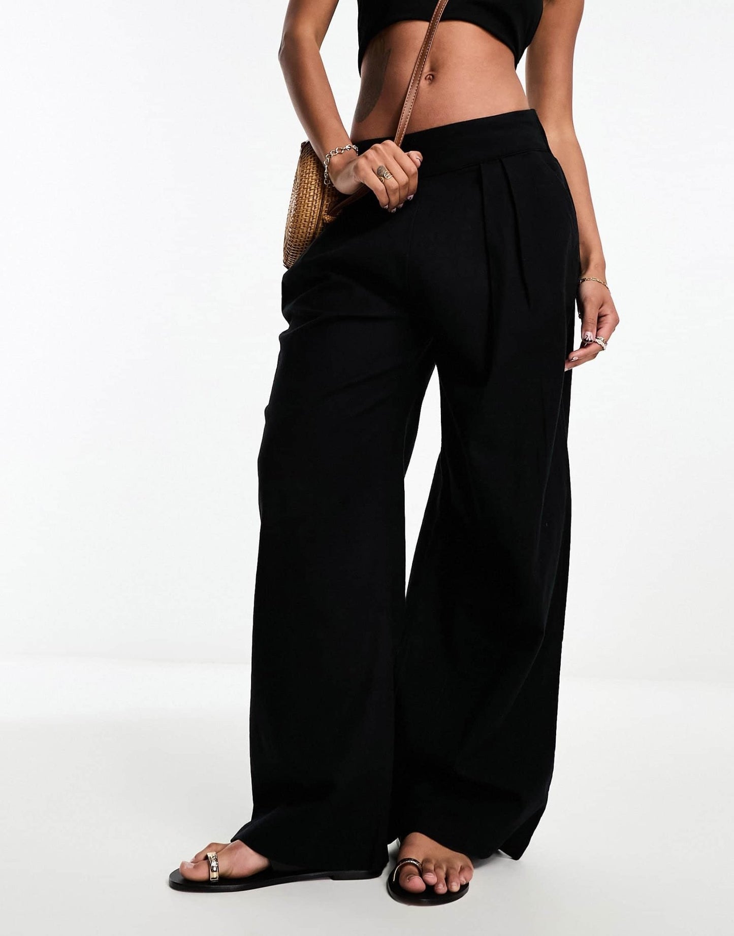 Abercrombie & Fitch pleated wide leg linen trouser in black - ASOS Sample Sale EU Store