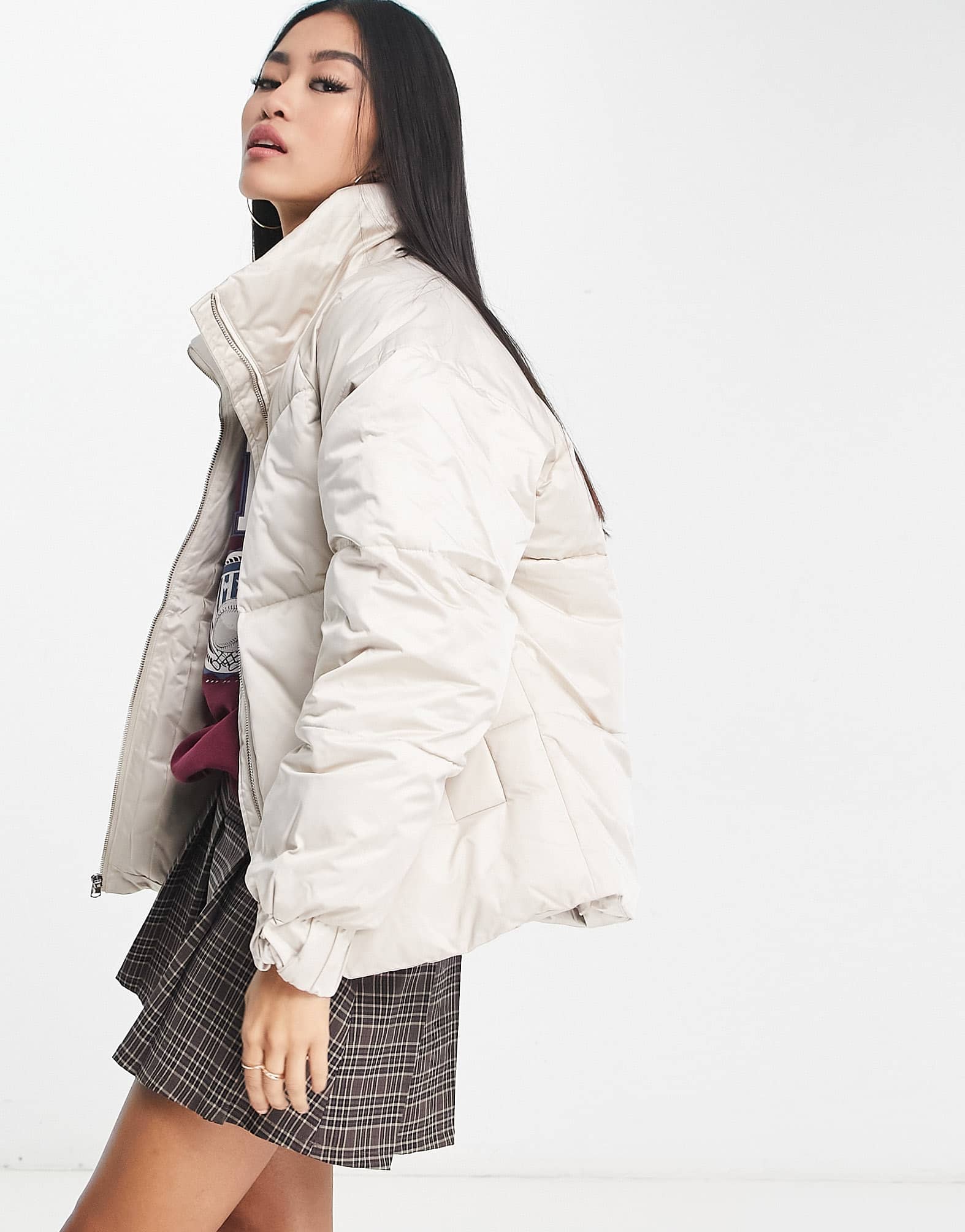 Abercrombie & Fitch satin nylon puffer jacket in light grey - ASOS Sample Sale EU Store