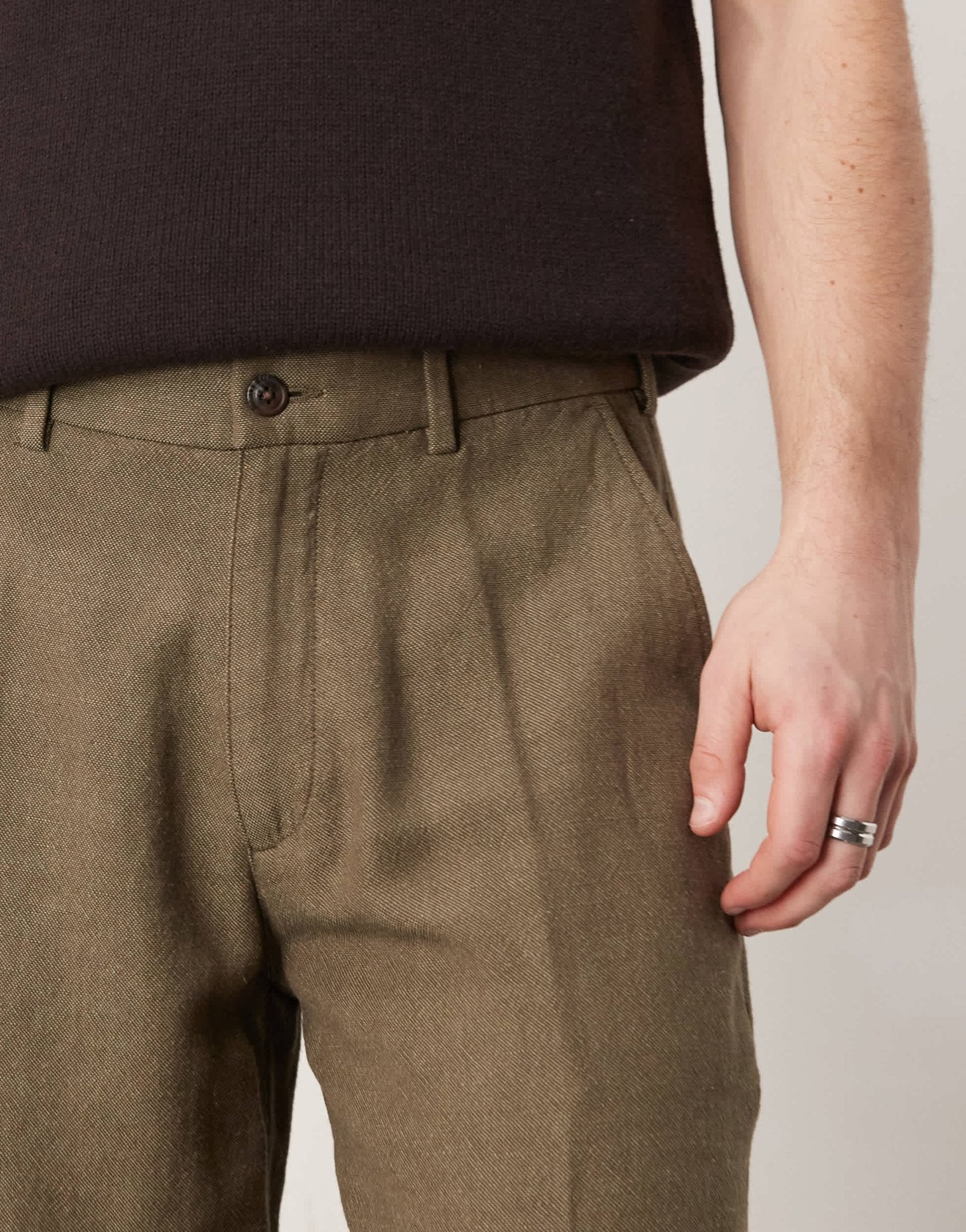 Abercrombie & Fitch Sloane tailored baggy trousers in green - ASOS Sample Sale EU Store
