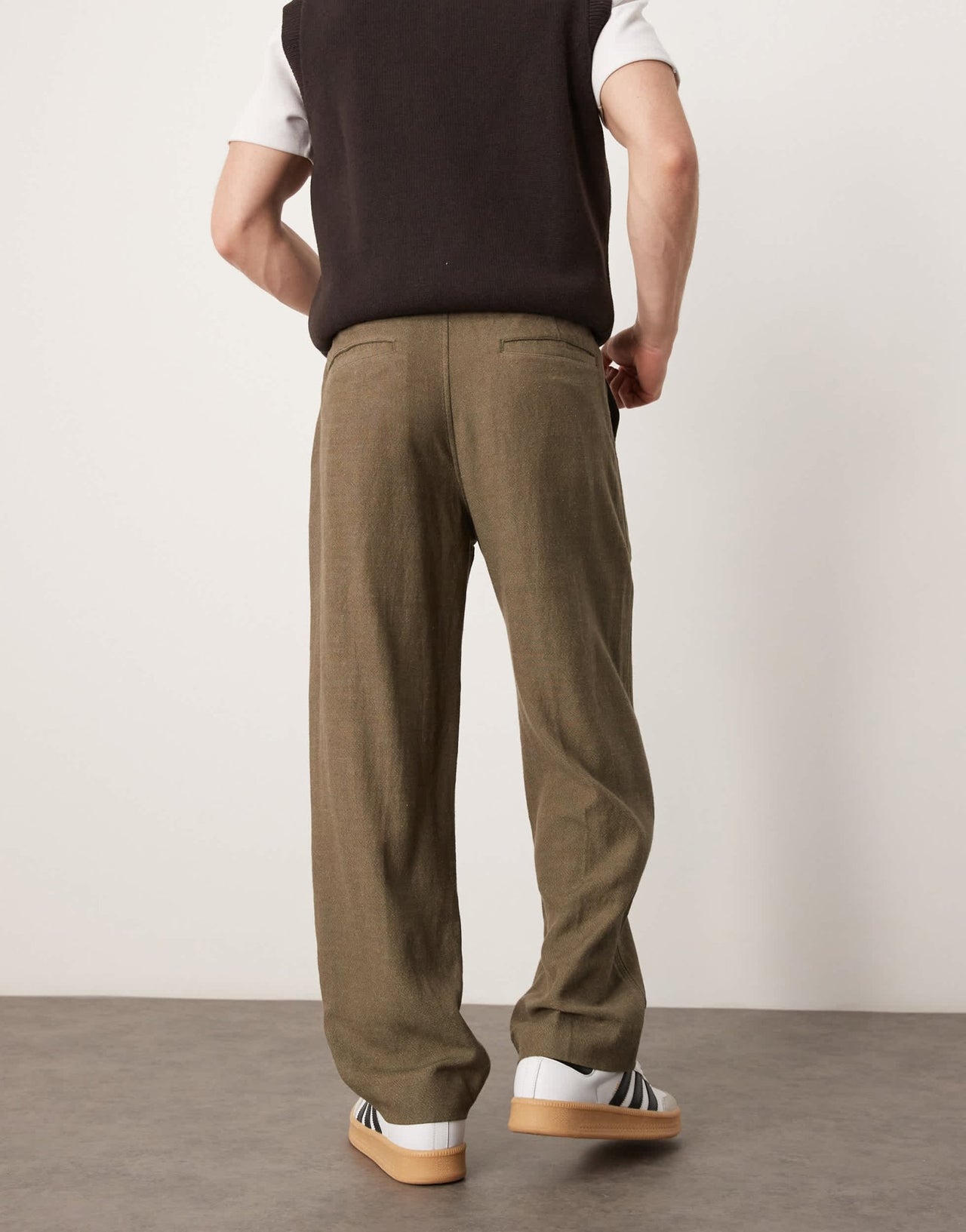 Abercrombie & Fitch Sloane tailored baggy trousers in green - ASOS Sample Sale EU Store