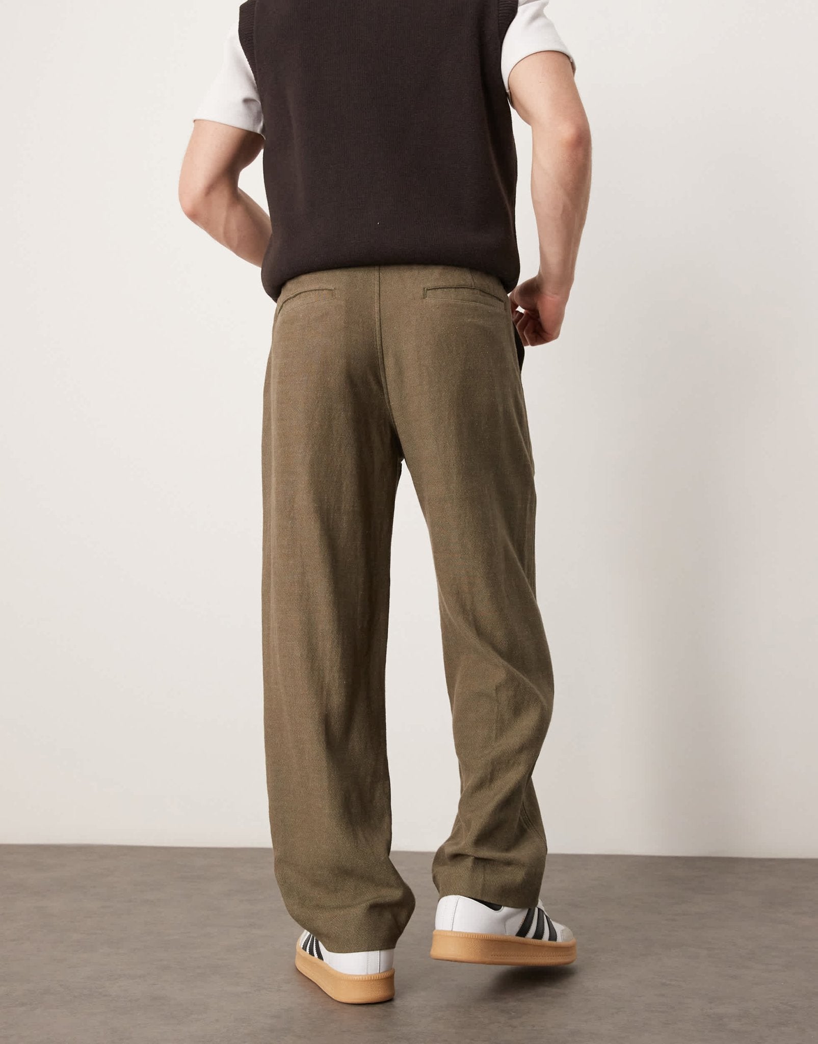 Abercrombie & Fitch Sloane tailored baggy trousers in green - ASOS Sample Sale EU Store