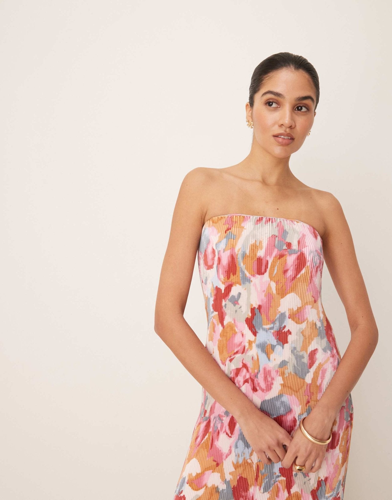 Abercrombie & Fitch strapless giselle pleat maxi dress in yellow abstract - ASOS Sample Sale EU Store