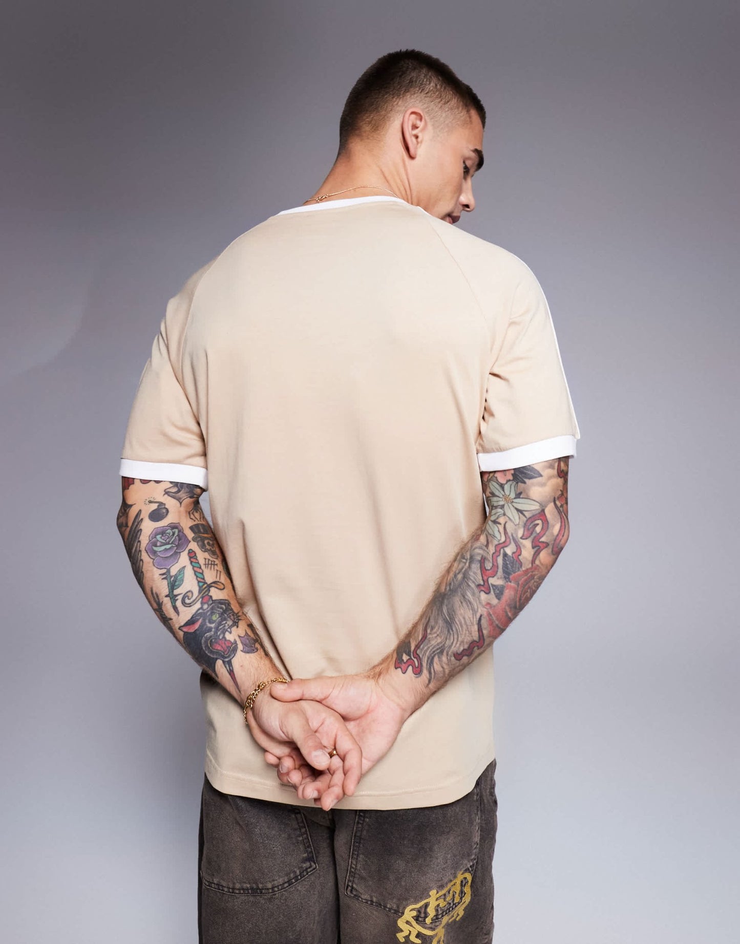adidas Originals Adicolour t-shirt in beige - ASOS Sample Sale EU Store